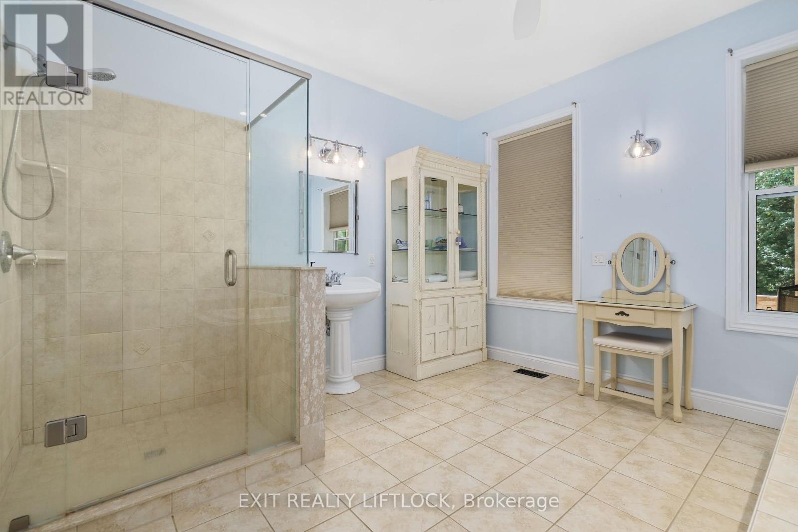 169 Dutch Line Road W, Kawartha Lakes, Ontario  K0M 2A0 - Photo 19 - X12387840