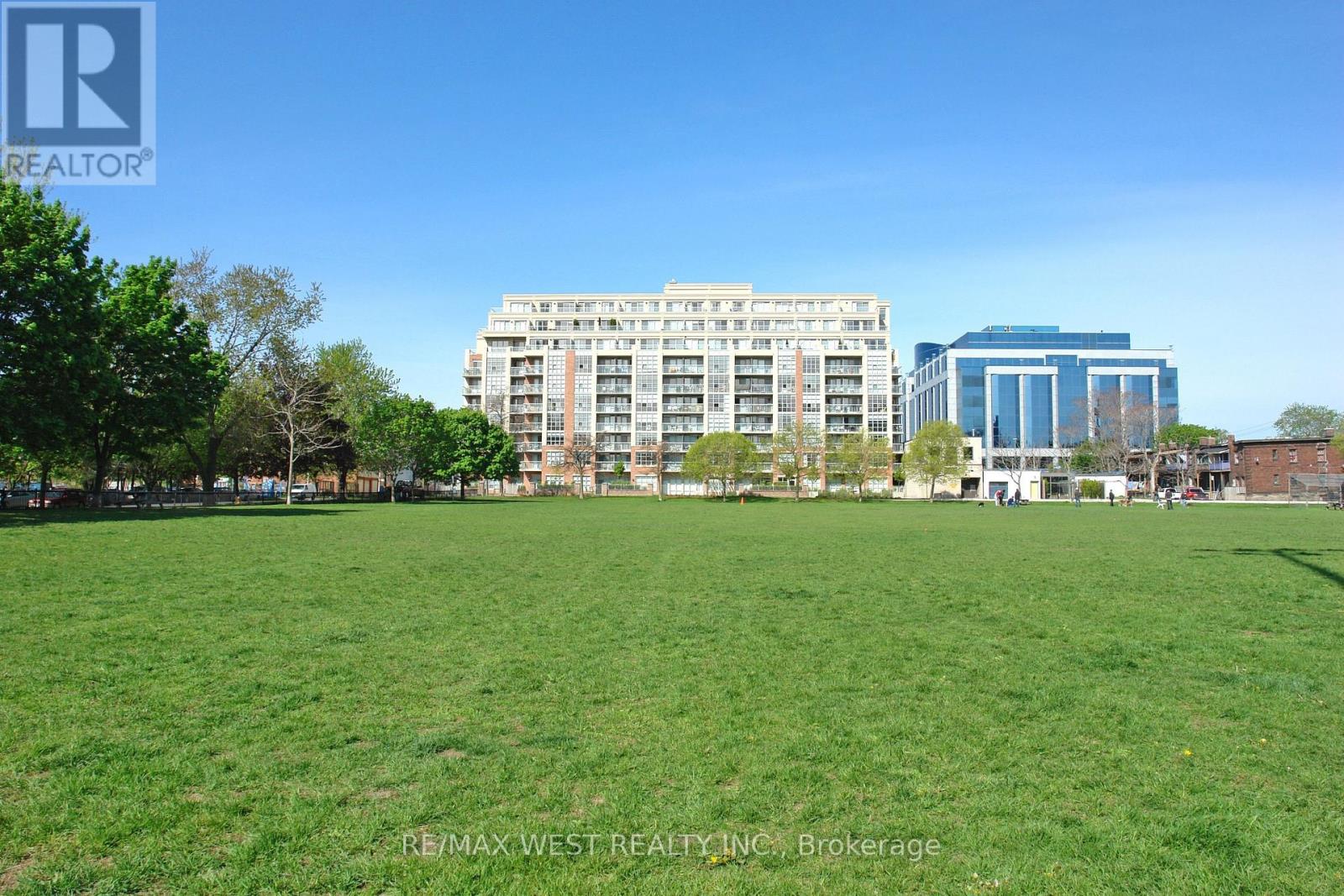705 - 15 Stafford Street, Toronto, Ontario  M5V 3X6 - Photo 3 - C12387643