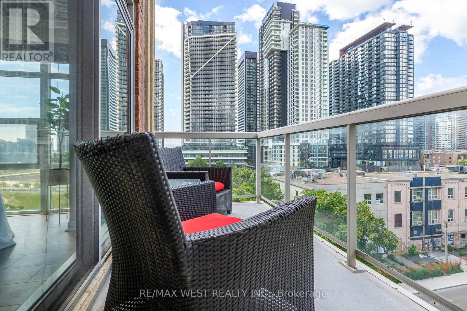 705 - 15 Stafford Street, Toronto, Ontario  M5V 3X6 - Photo 31 - C12387643
