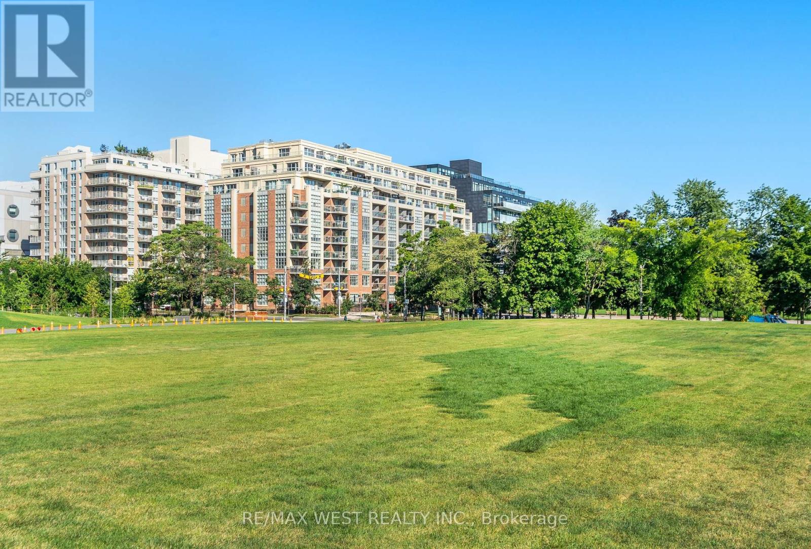 705 - 15 Stafford Street, Toronto, Ontario  M5V 3X6 - Photo 4 - C12387643