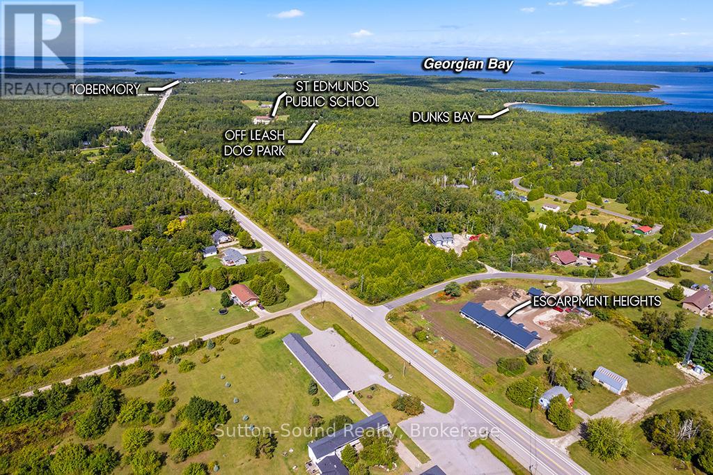 4 - 18 Maple Golf Crescent, Northern Bruce Peninsula, Ontario  N0H 2R0 - Photo 2 - X12387591