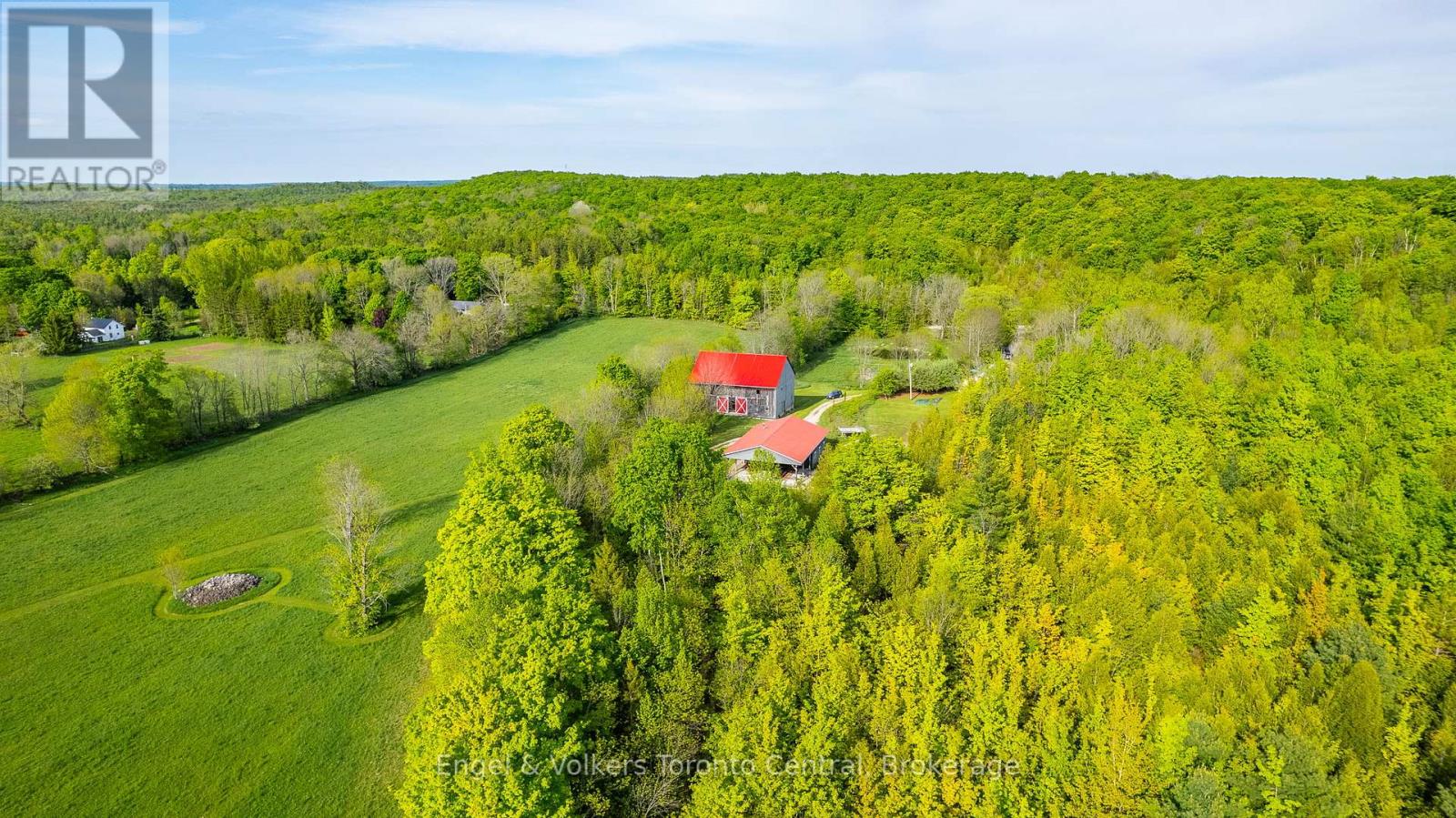 215588 Concession 4, Chatsworth, Ontario  N0H 2V0 - Photo 2 - X12208304