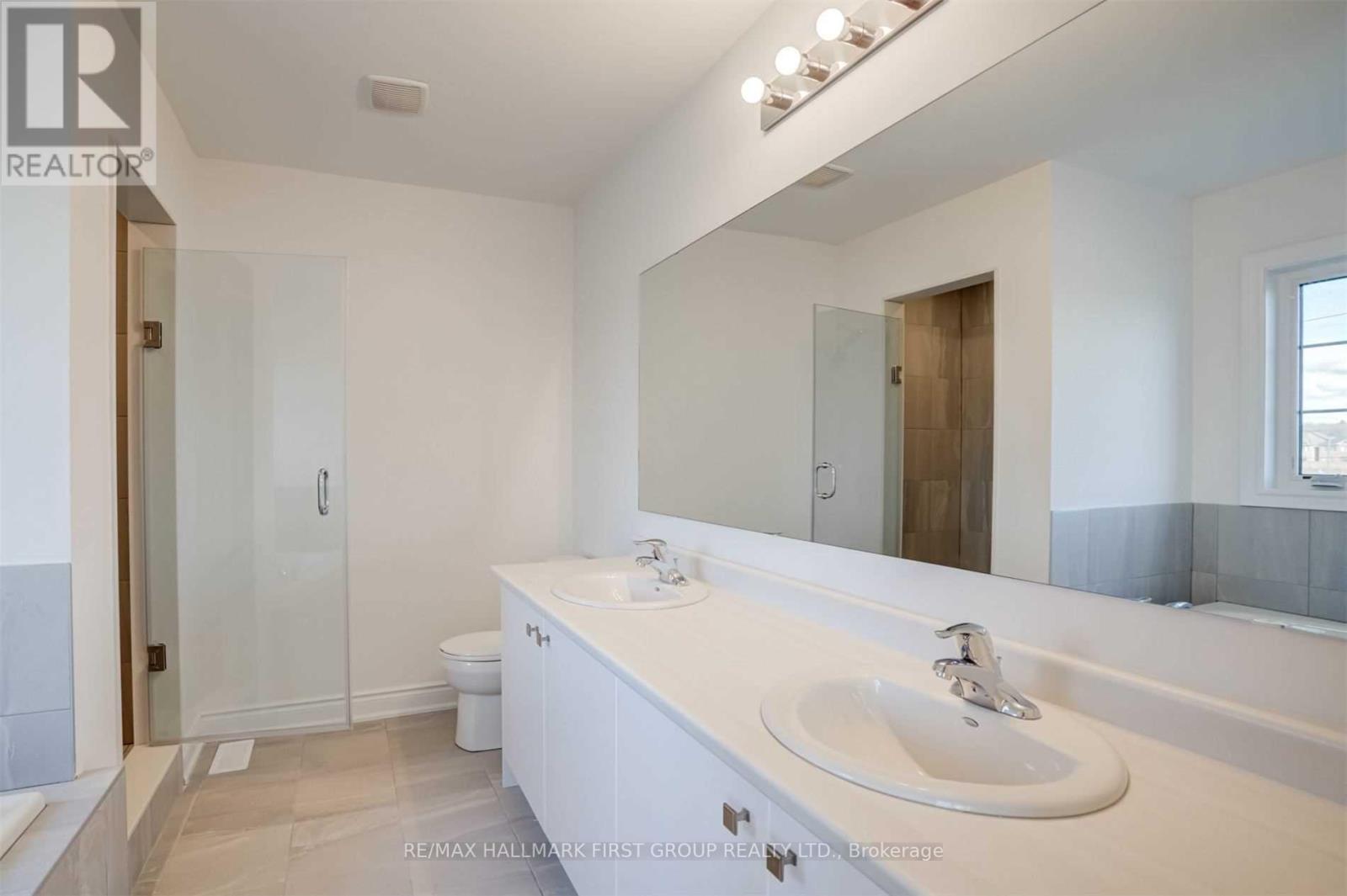 4 Conti Court, Whitby, Ontario  L1P 1V8 - Photo 10 - E12387712