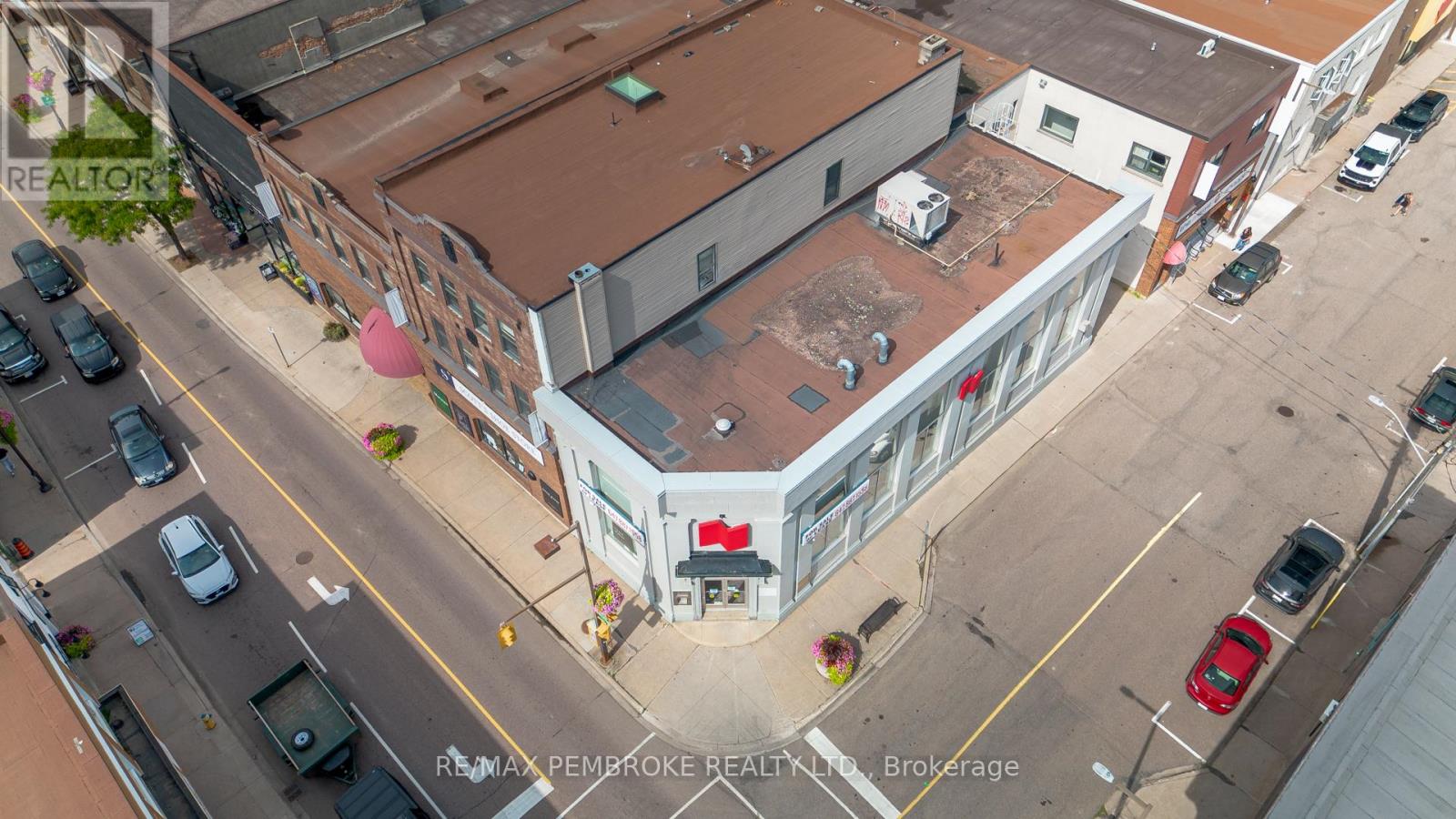 131 Pembroke Street W, Pembroke, Ontario  K8A 5M7 - Photo 4 - X12387788