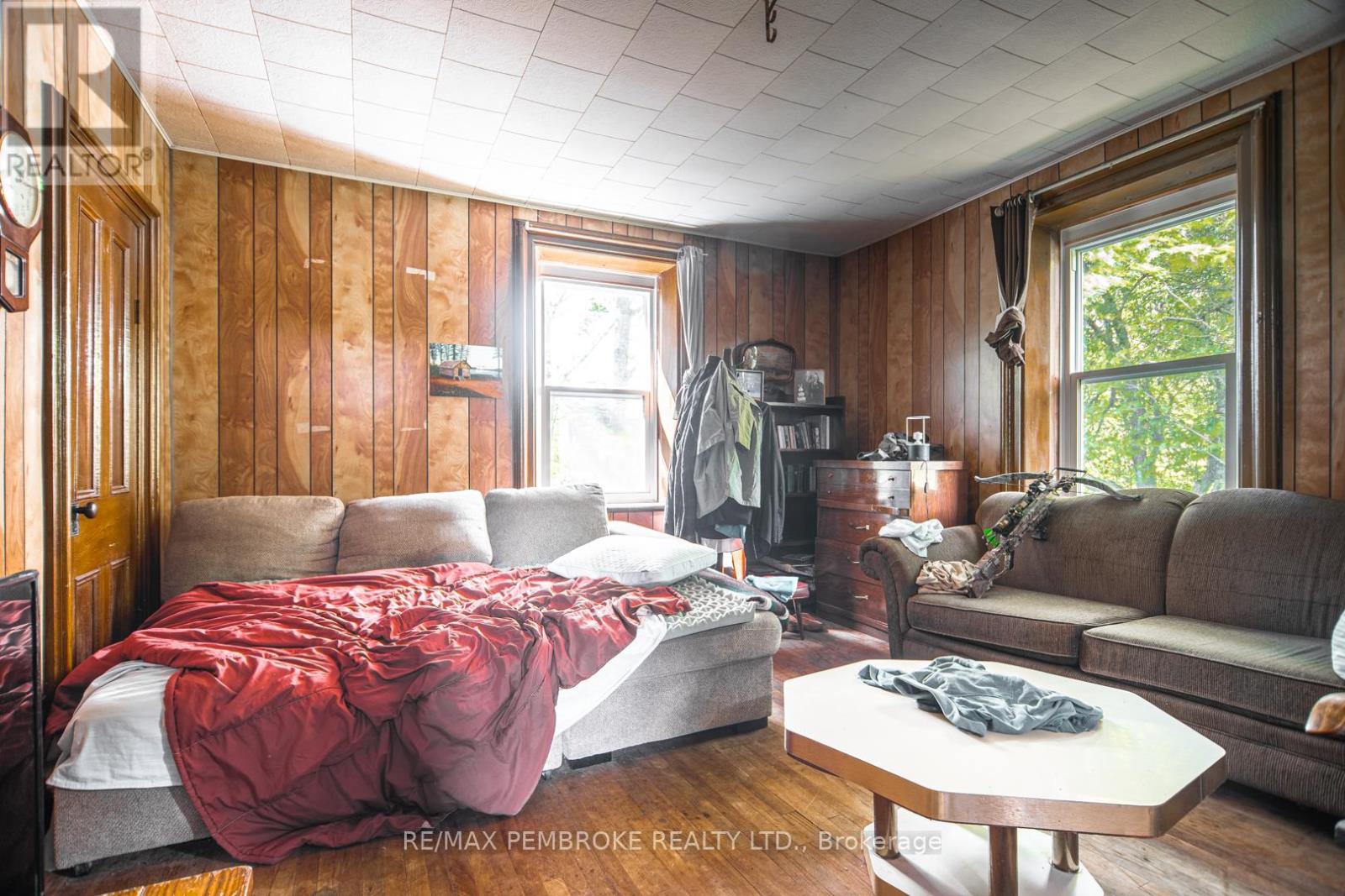 2252 Zion Line, Whitewater Region, Ontario  K8A 6W3 - Photo 11 - X12387879