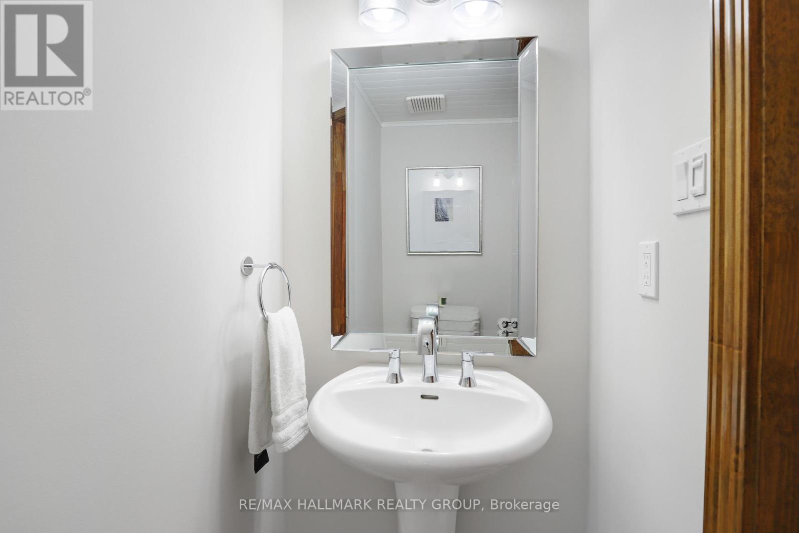 47 Crispin Private, Ottawa, Ontario  K1K 2T7 - Photo 21 - X12387783