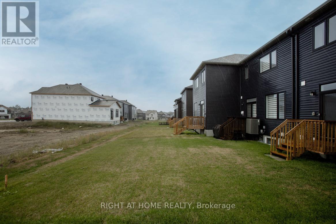 65 Esban Drive, Ottawa, Ontario  K1X 0H3 - Photo 41 - X12387900