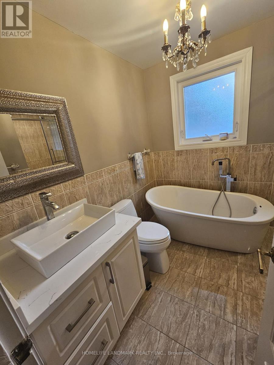 74 Julia Street, Markham, Ontario  L3T 4R9 - Photo 16 - N12387656