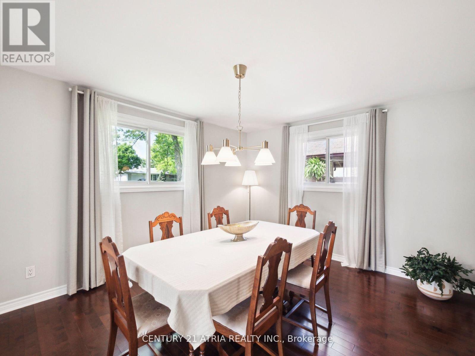 7 May Avenue, East Gwillimbury, Ontario  L0G 1V0 - Photo 16 - N12387698