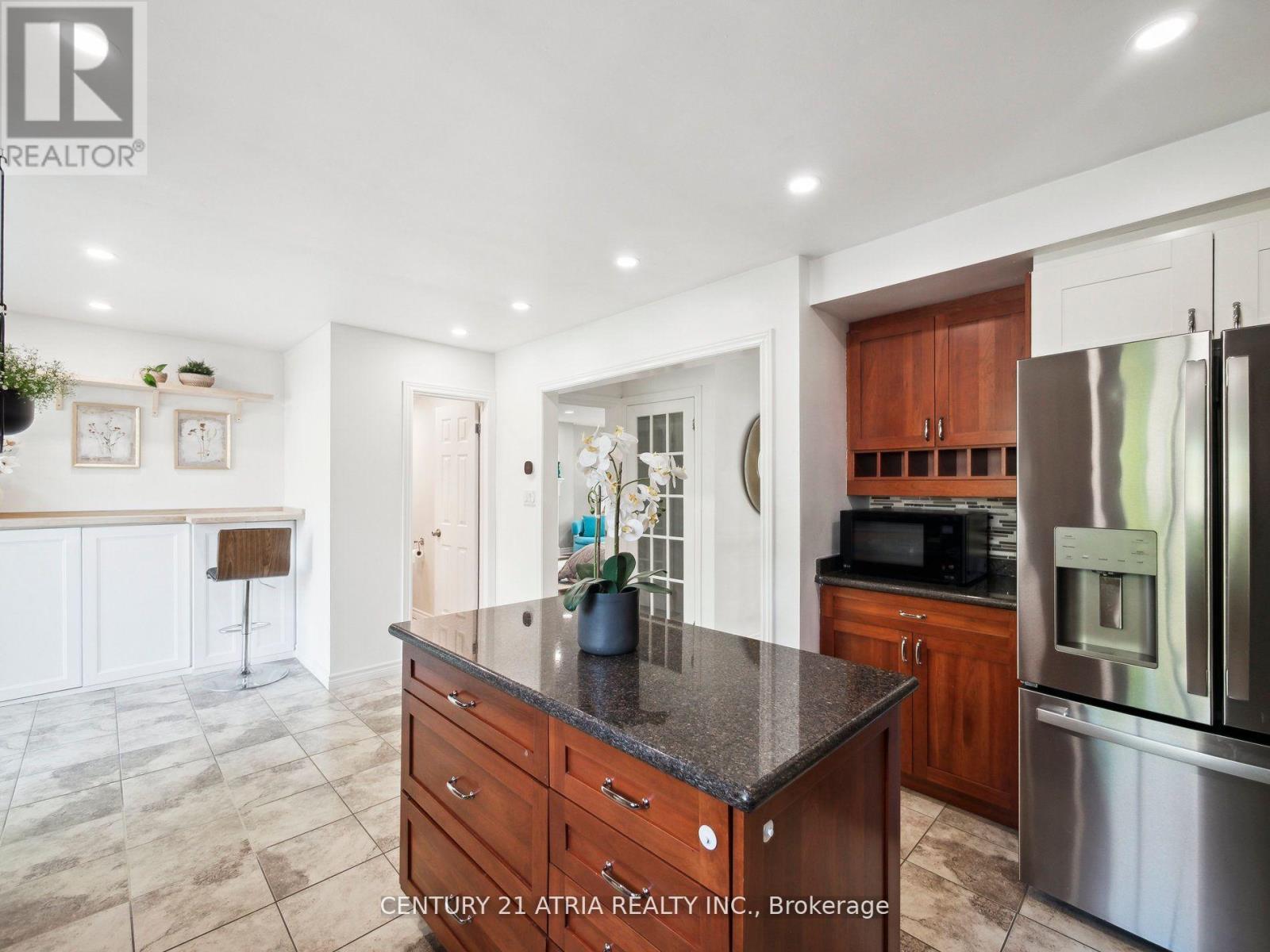 7 May Avenue, East Gwillimbury, Ontario  L0G 1V0 - Photo 20 - N12387698