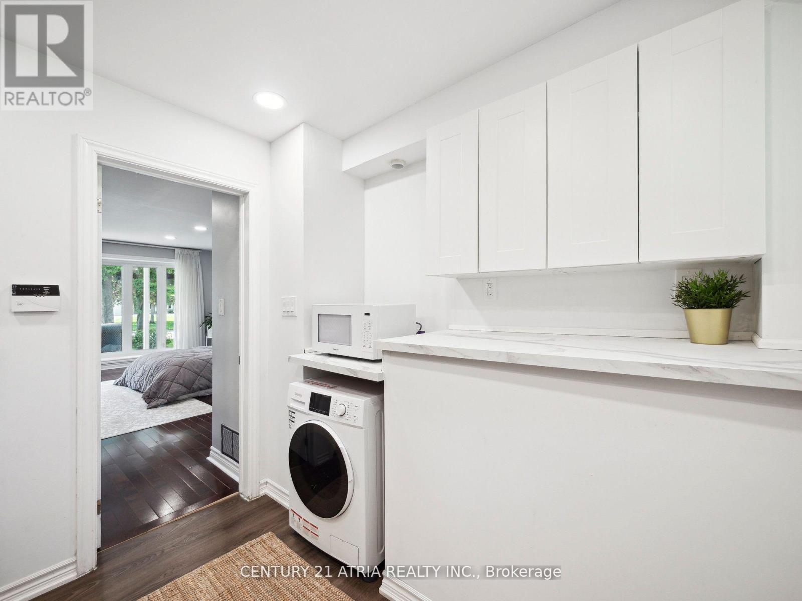 7 May Avenue, East Gwillimbury, Ontario  L0G 1V0 - Photo 27 - N12387698