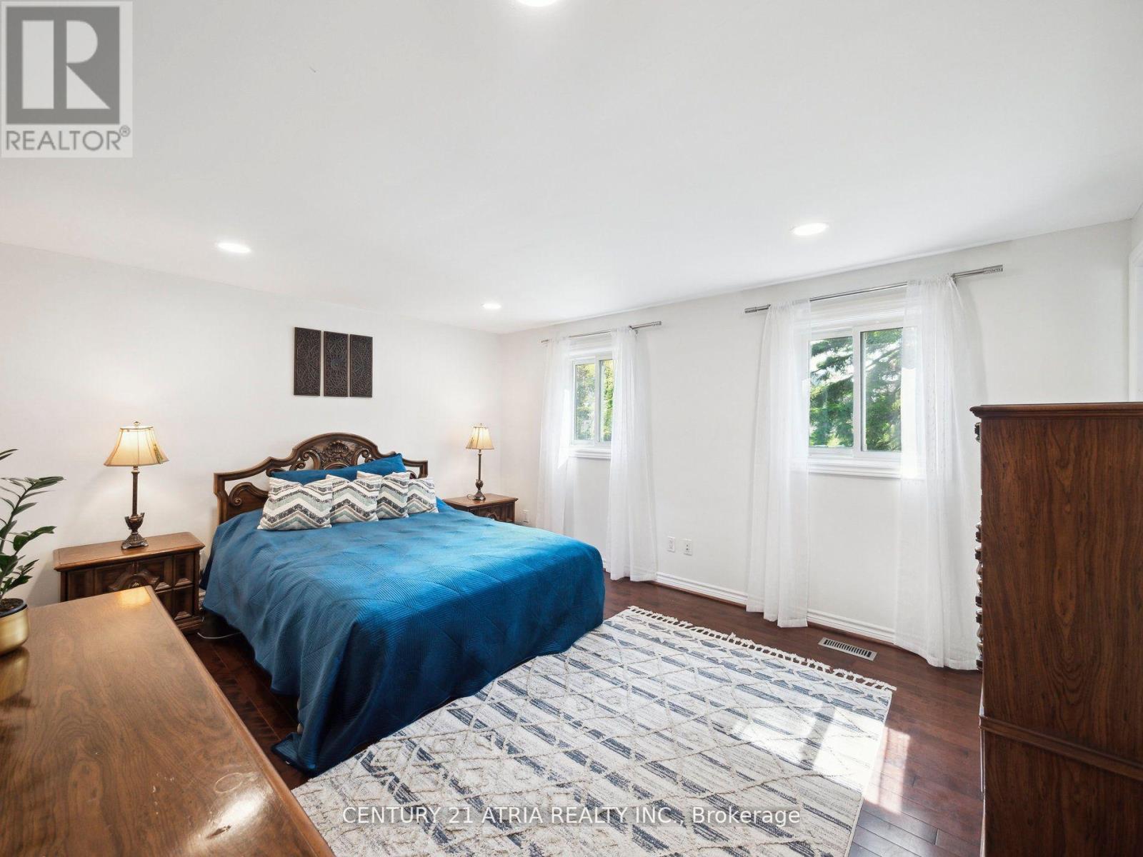 7 May Avenue, East Gwillimbury, Ontario  L0G 1V0 - Photo 30 - N12387698