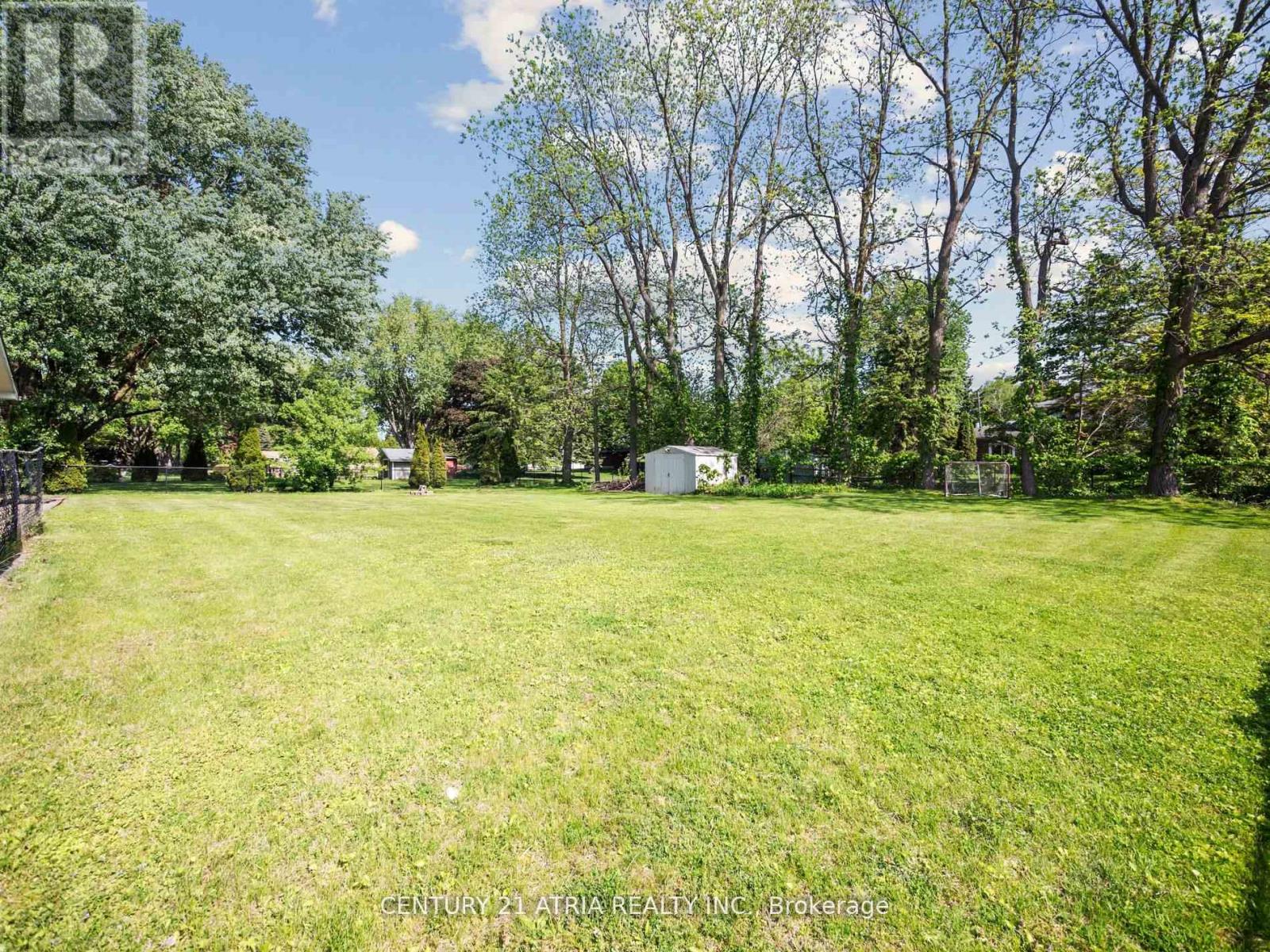 7 May Avenue, East Gwillimbury, Ontario  L0G 1V0 - Photo 46 - N12387698