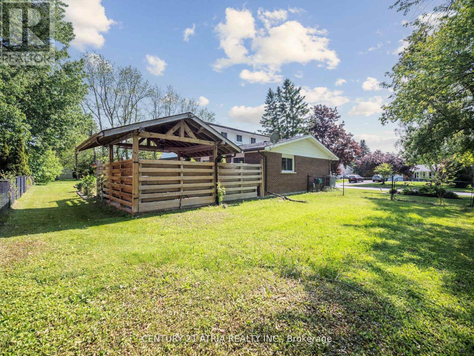 7 May Avenue, East Gwillimbury, Ontario  L0G 1V0 - Photo 47 - N12387698