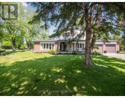 7 MAY AVENUE, East Gwillimbury, Ontario