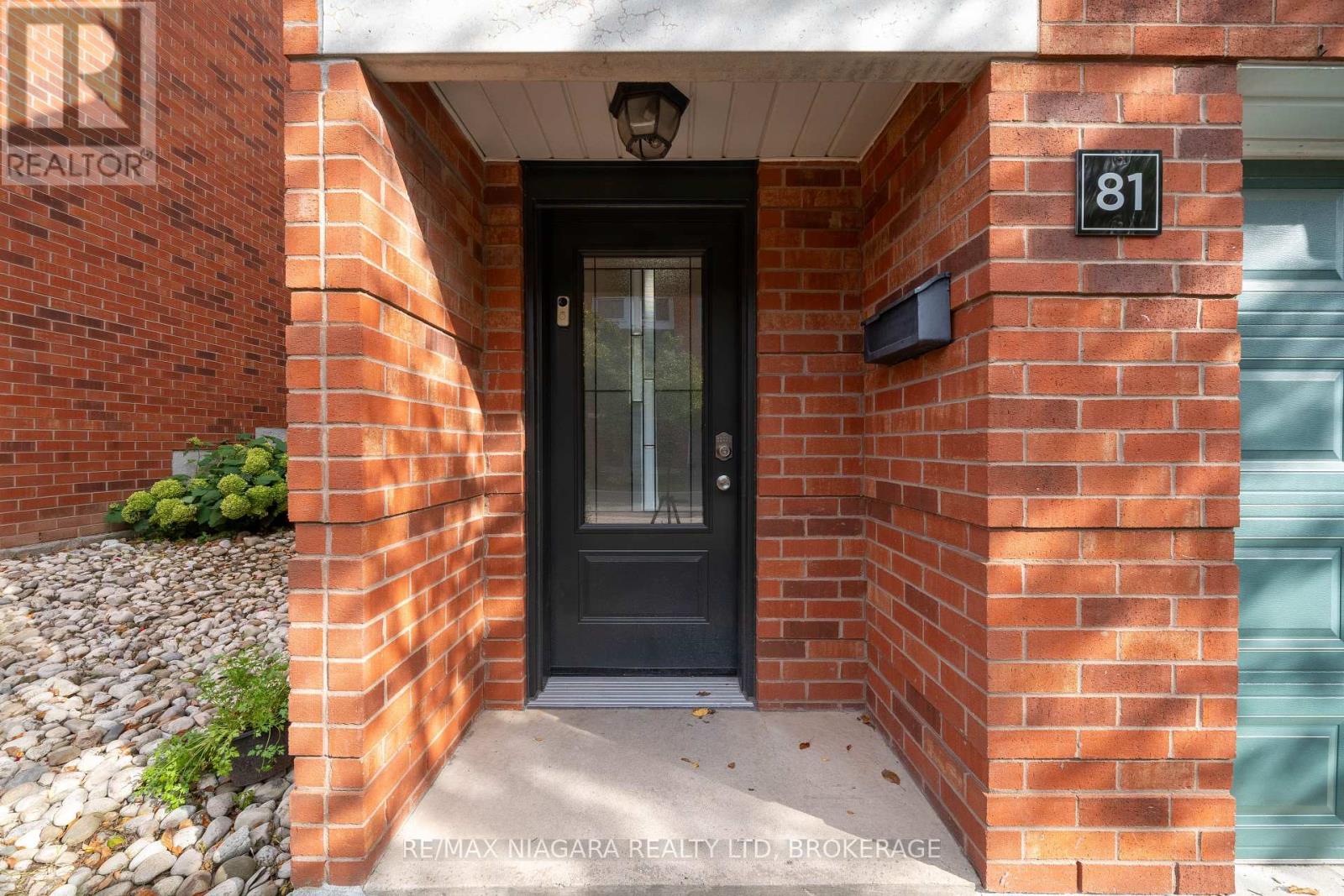 Property at 81 - 2300 BRAYS LANE image 5