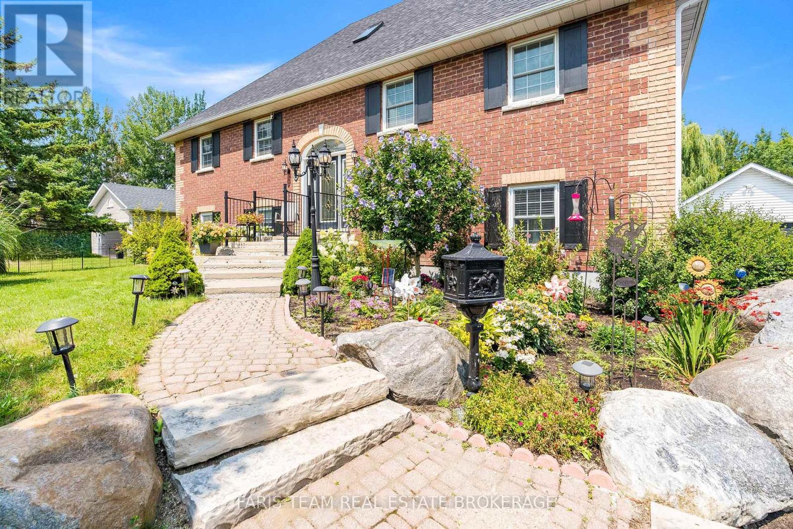Property at 63 BROADVIEW STREET image 5