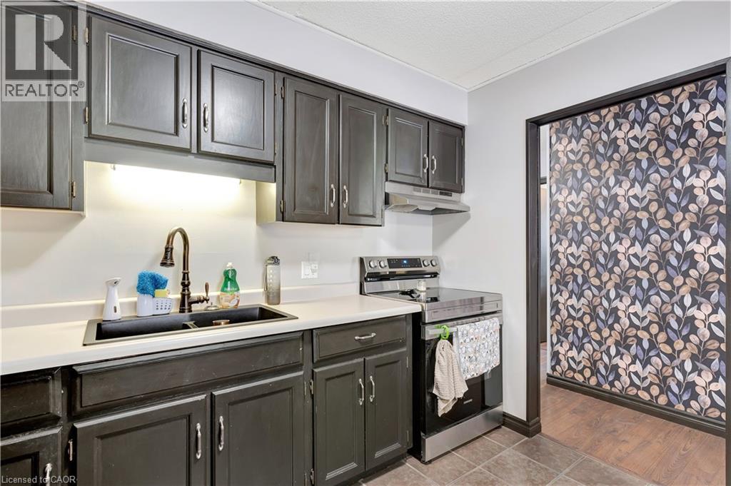 401 Erb Street Unit# 203, Waterloo, Ontario  N2L 1W5 - Photo 15 - 40766738