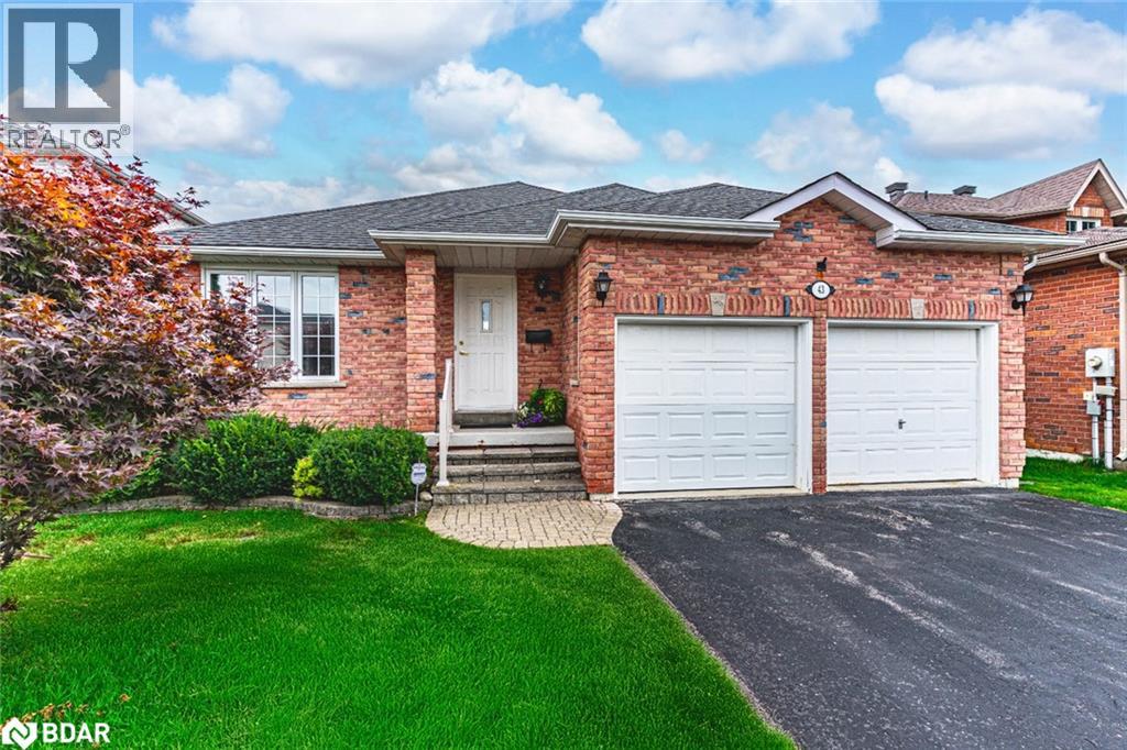 43 Cheltenham Road, Barrie, Ontario  L4M 6R8 - Photo 1 - 40761591