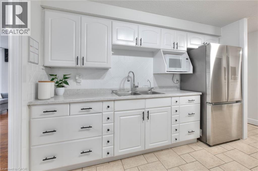35 Green Valley Drive Unit# 103, Kitchener, Ontario  N2P 2A5 - Photo 10 - 40765252