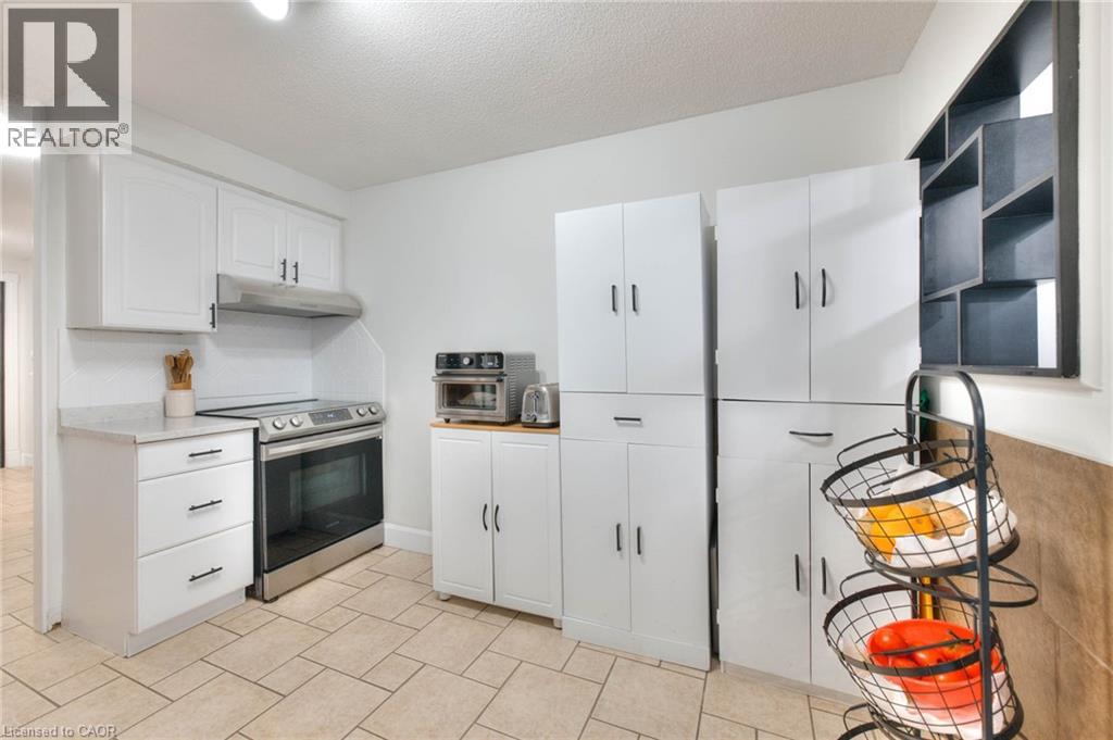 35 Green Valley Drive Unit# 103, Kitchener, Ontario  N2P 2A5 - Photo 12 - 40765252
