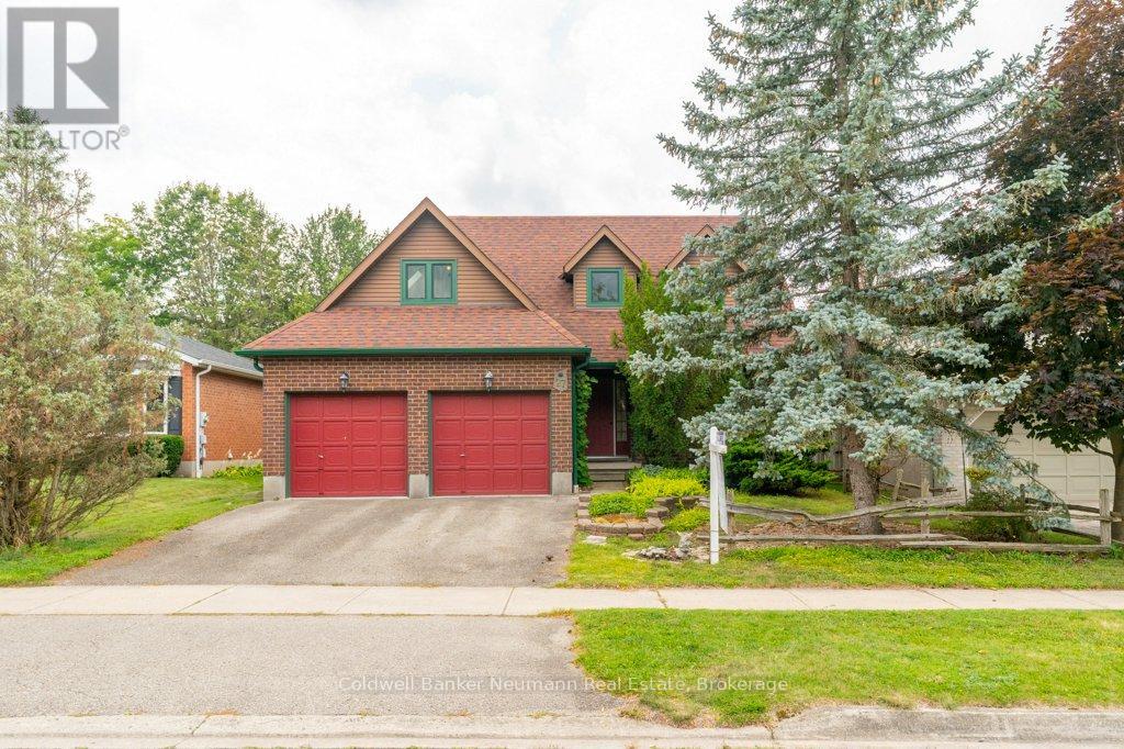 Property at 27 CELIA CRESCENT image 2