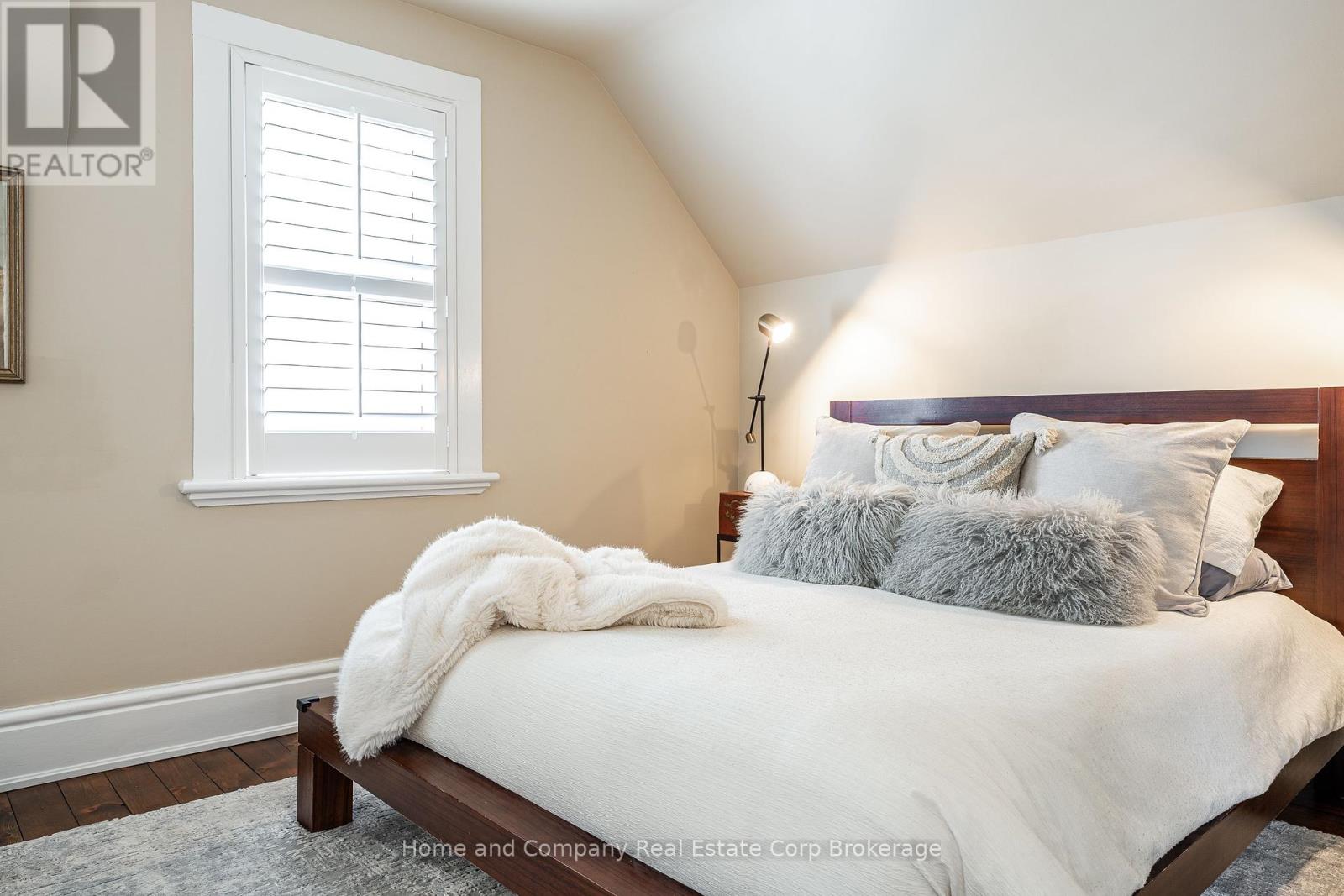 188 Wellington Street, Stratford, Ontario  N5A 2L6 - Photo 25 - X12387868