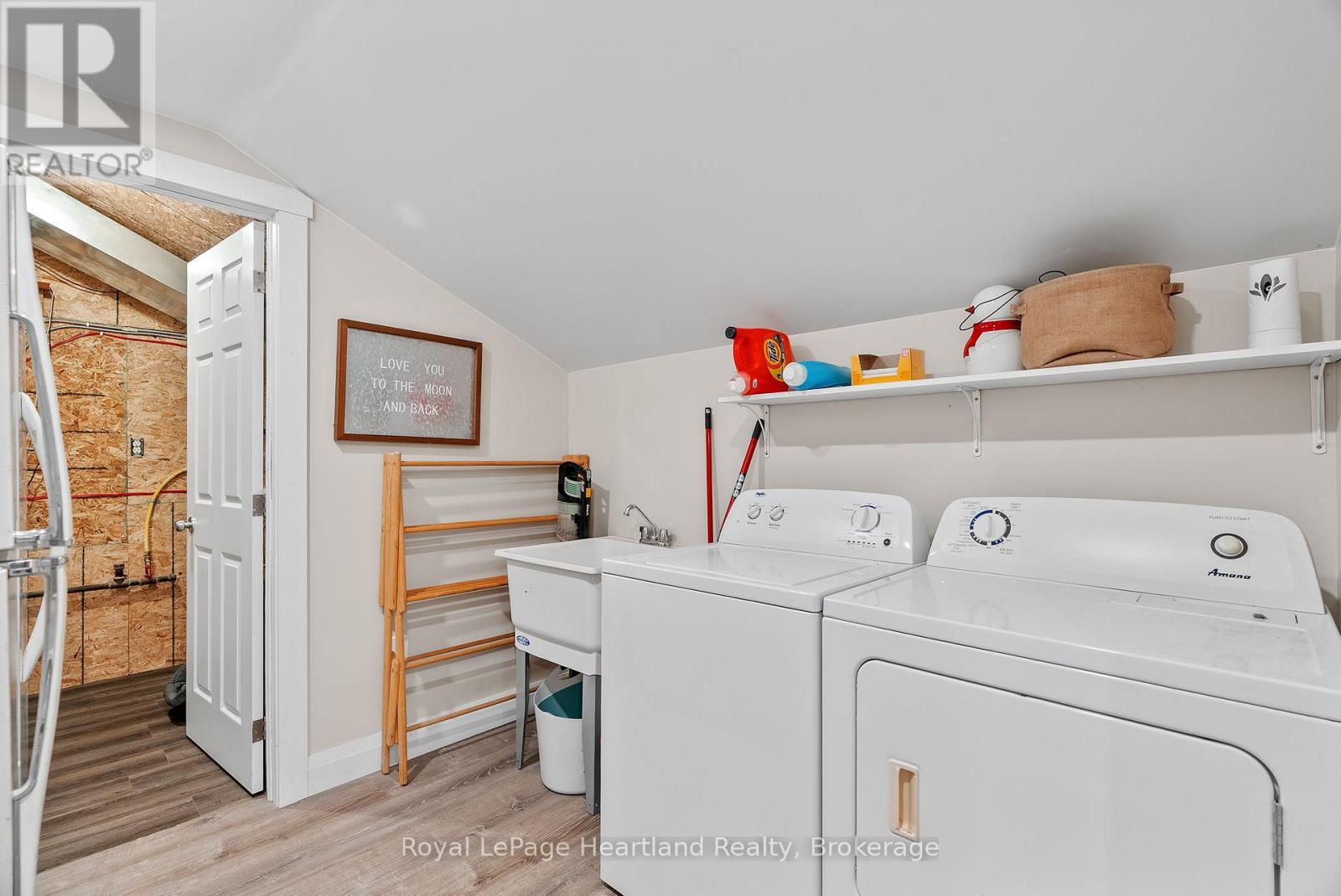393 Shuter Street, North Huron, Ontario  N0G 2W0 - Photo 14 - X12387922