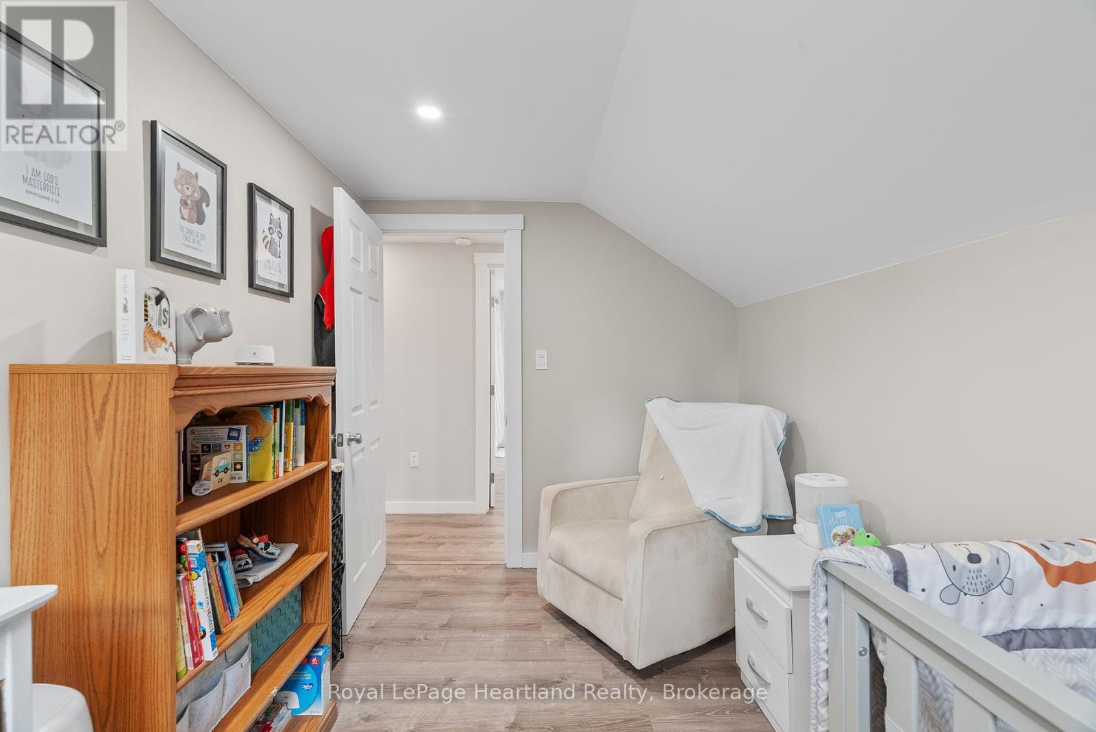393 Shuter Street, North Huron, Ontario  N0G 2W0 - Photo 20 - X12387922
