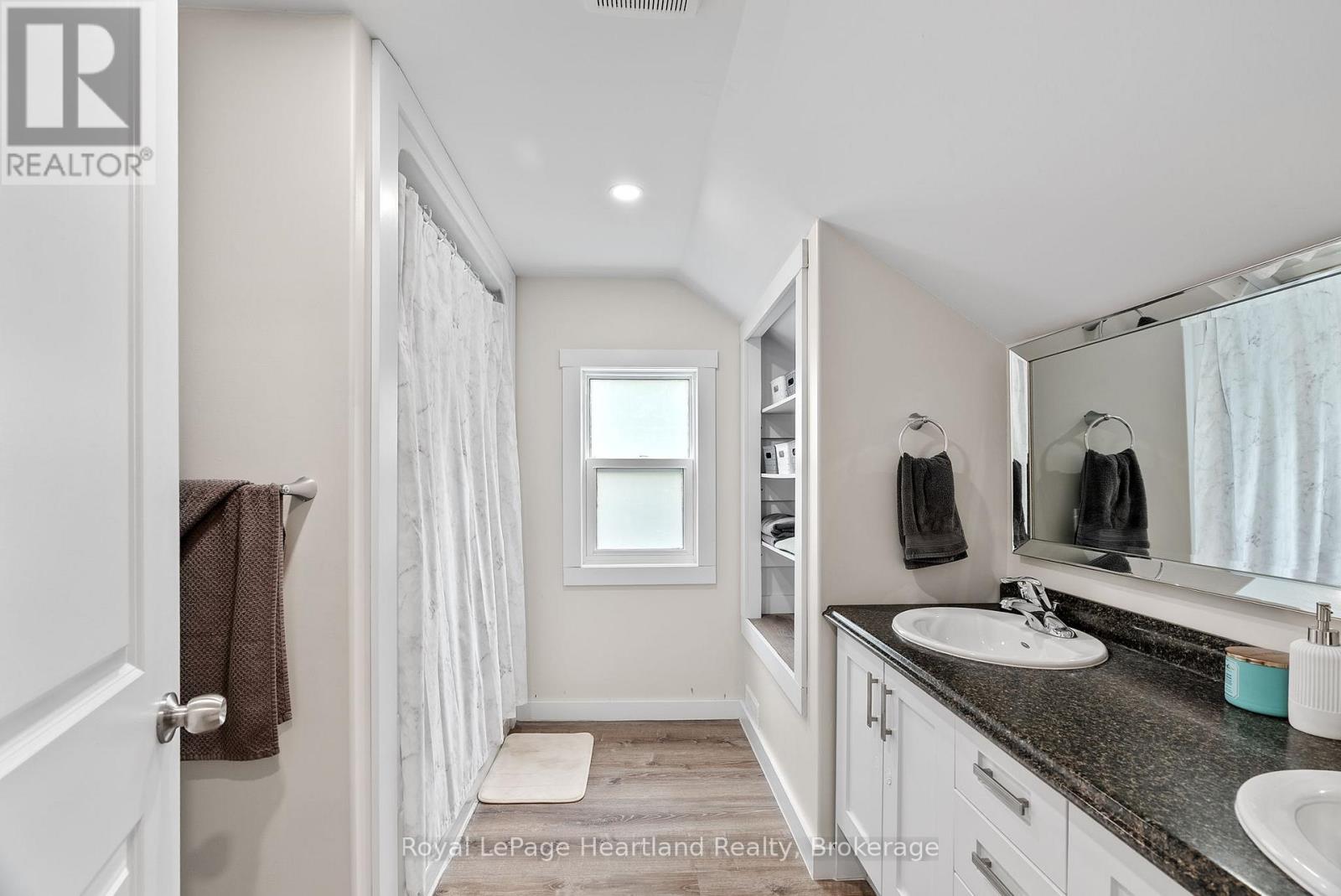 393 Shuter Street, North Huron, Ontario  N0G 2W0 - Photo 22 - X12387922