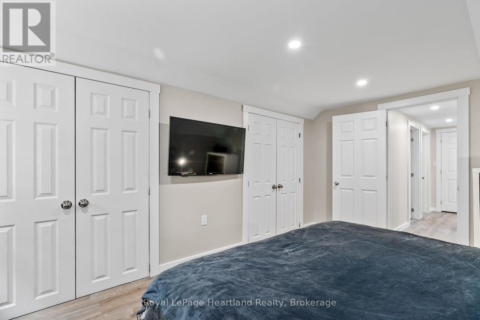 393 Shuter Street, North Huron, Ontario  N0G 2W0 - Photo 25 - X12387922