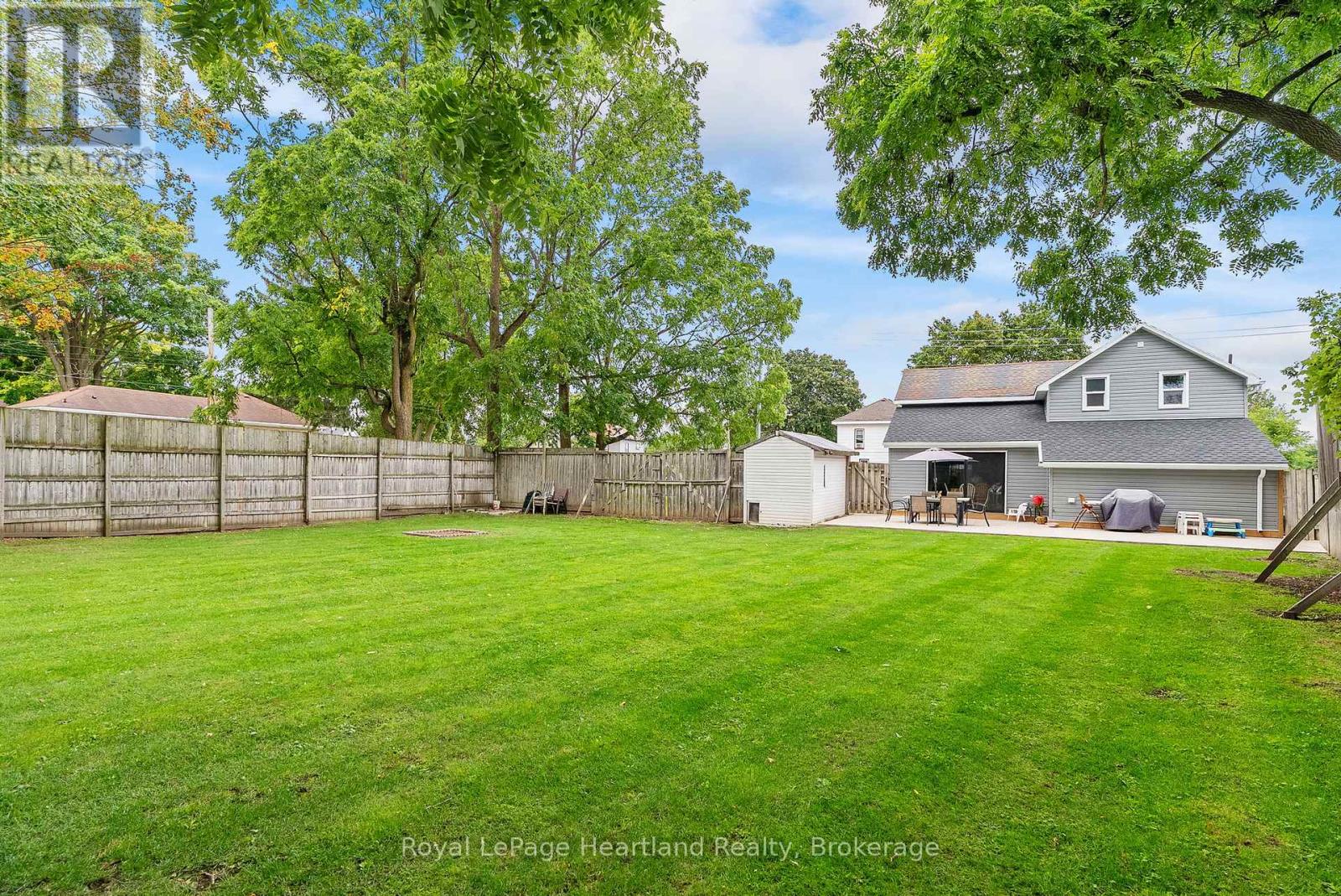 393 Shuter Street, North Huron, Ontario  N0G 2W0 - Photo 34 - X12387922