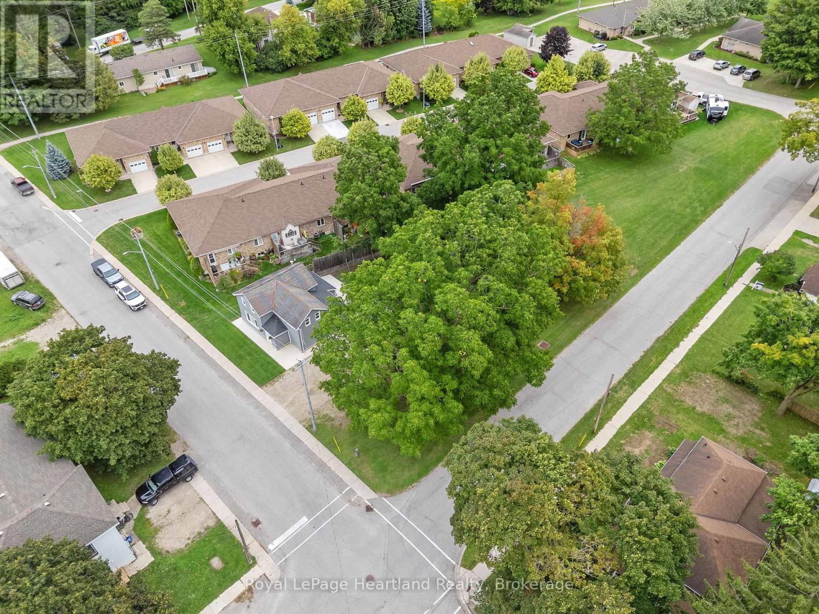 393 Shuter Street, North Huron, Ontario  N0G 2W0 - Photo 40 - X12387922