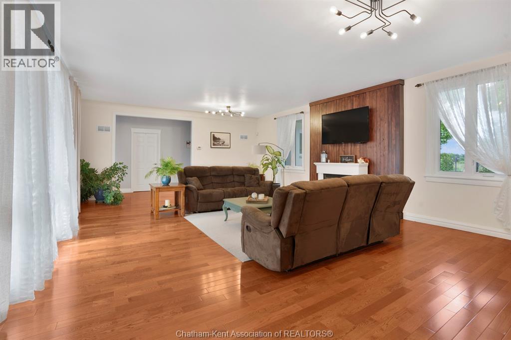 336 Delaware Avenue, Chatham, Ontario  N7L 2W8 - Photo 10 - 25022624