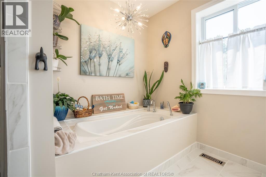 336 Delaware Avenue, Chatham, Ontario  N7L 2W8 - Photo 17 - 25022624