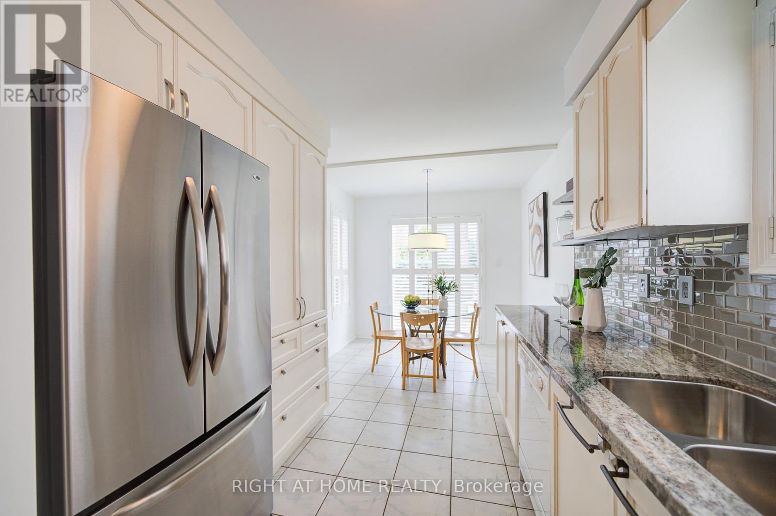 19 Purdy Crescent, Toronto, Ontario  M9N 3X8 - Photo 12 - W12387661