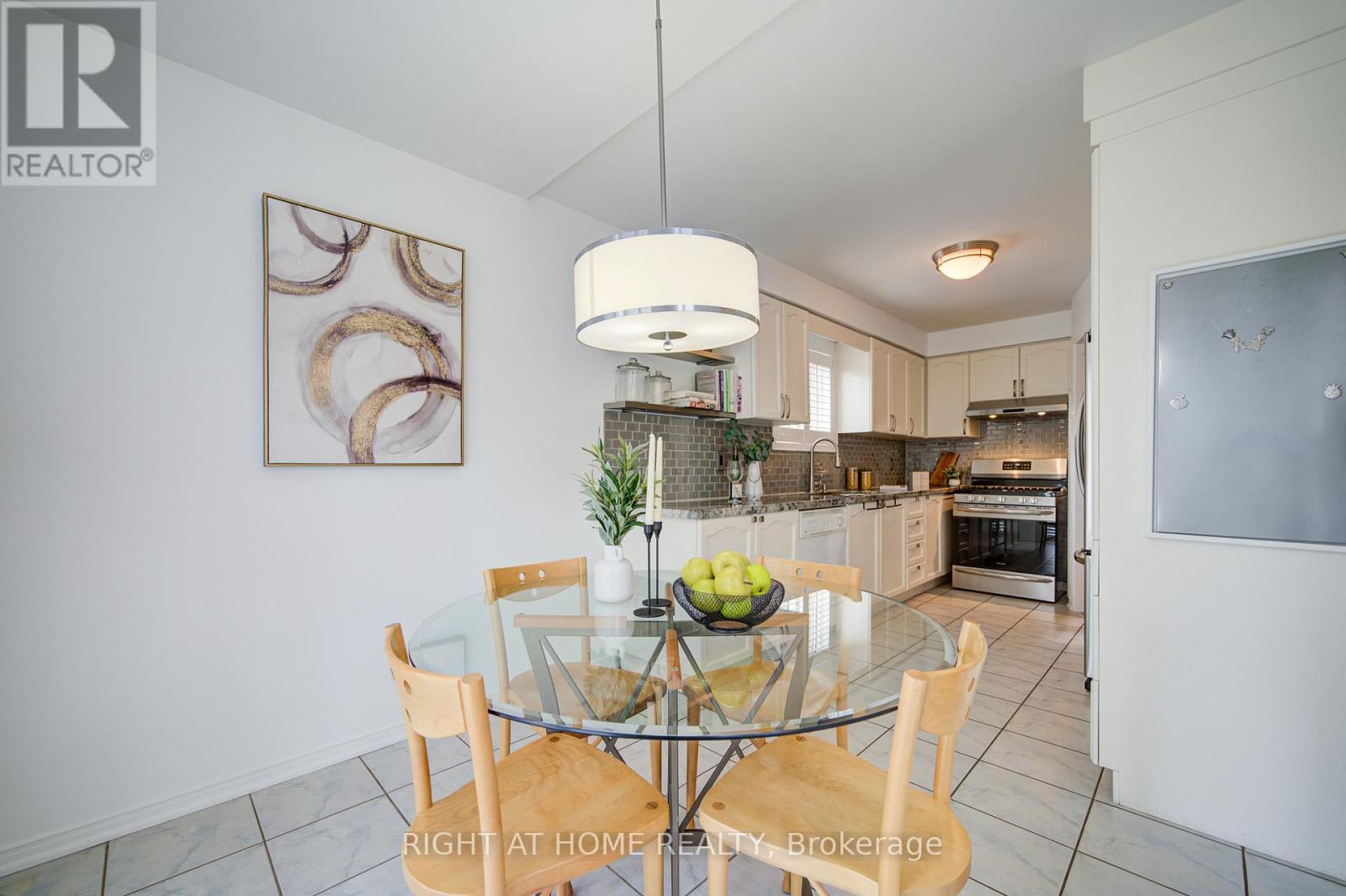 19 Purdy Crescent, Toronto, Ontario  M9N 3X8 - Photo 15 - W12387661