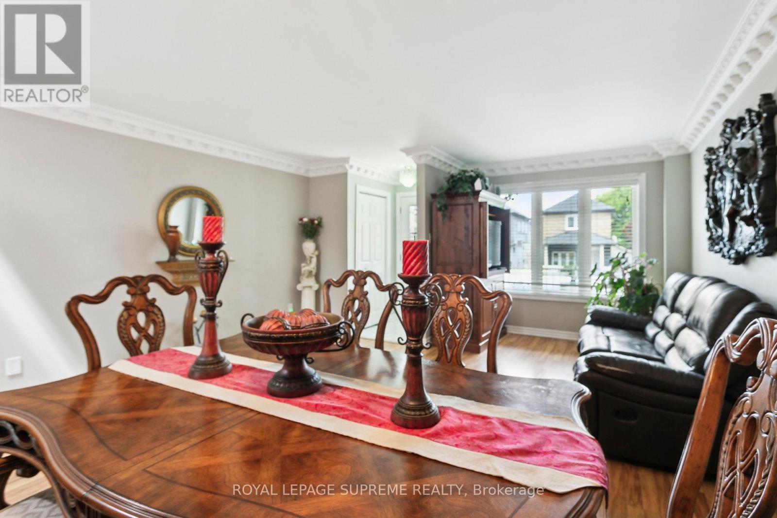 26 Guestville Avenue, Toronto (Rockcliffe-Smythe), Ontario  M6N 4N2 - Photo 17 - W12387667