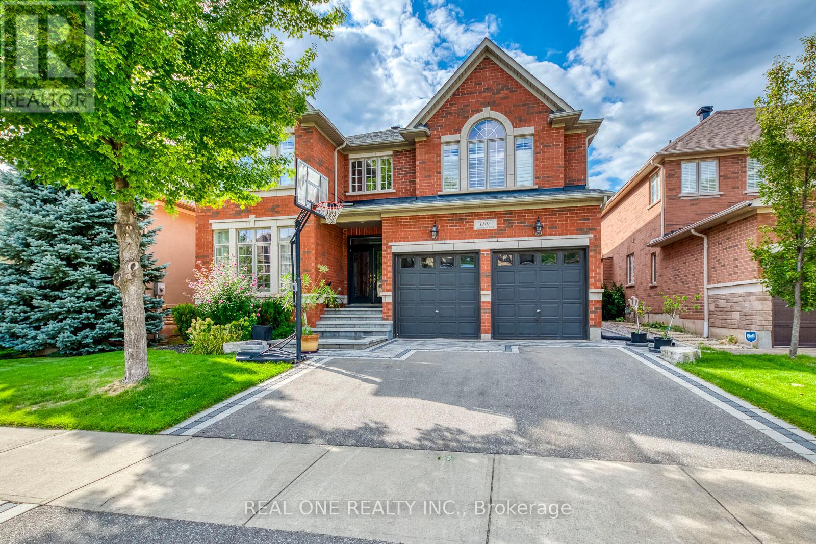 1507 ARROWHEAD ROAD, Oakville, Ontario