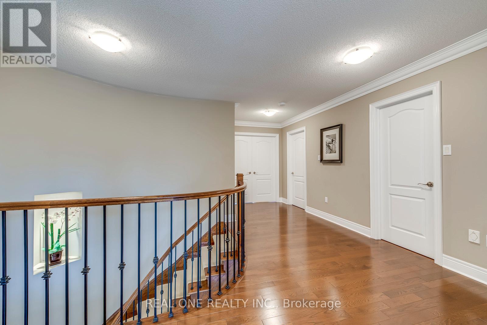 1507 Arrowhead Road, Oakville, Ontario  L6H 7V6 - Photo 26 - W12387704