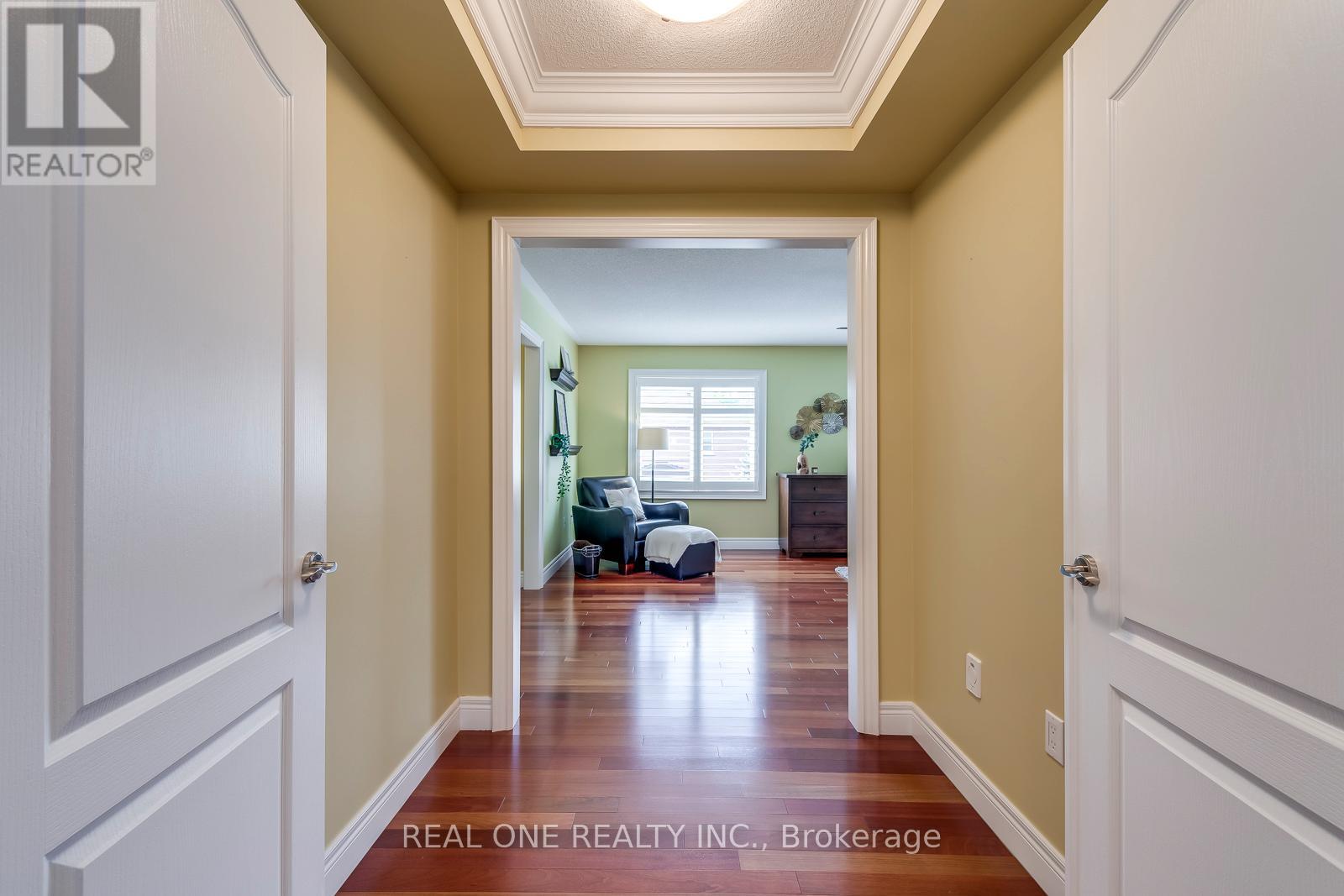 1507 Arrowhead Road, Oakville, Ontario  L6H 7V6 - Photo 27 - W12387704