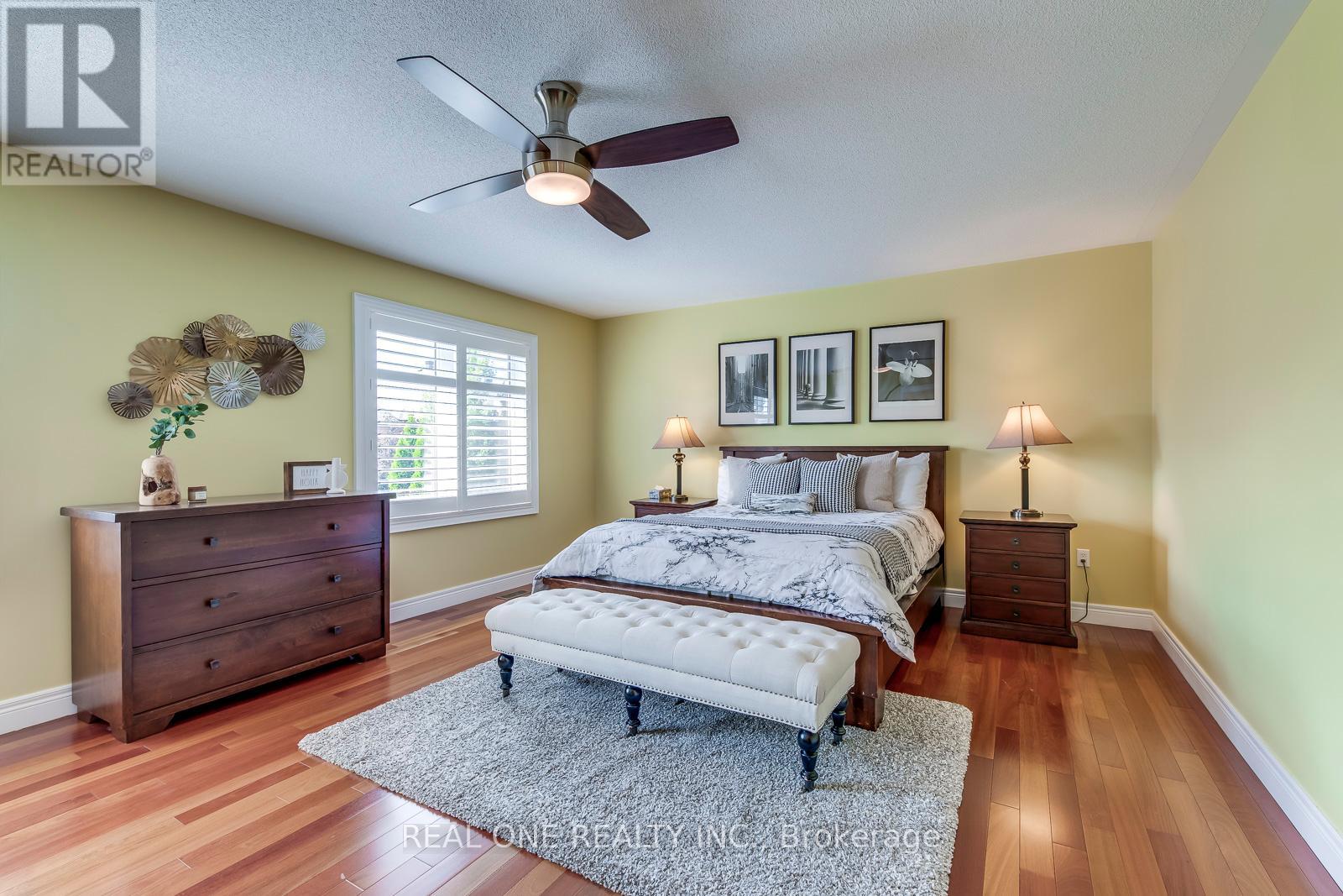 1507 Arrowhead Road, Oakville, Ontario  L6H 7V6 - Photo 29 - W12387704