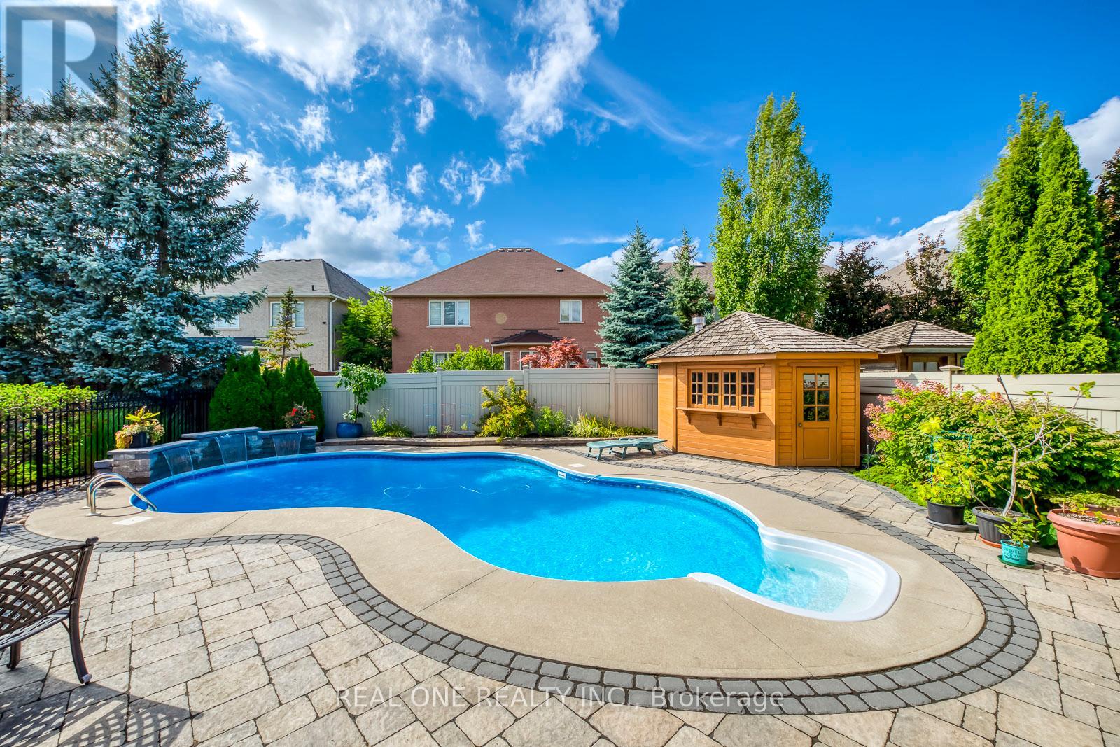 1507 Arrowhead Road, Oakville, Ontario  L6H 7V6 - Photo 43 - W12387704