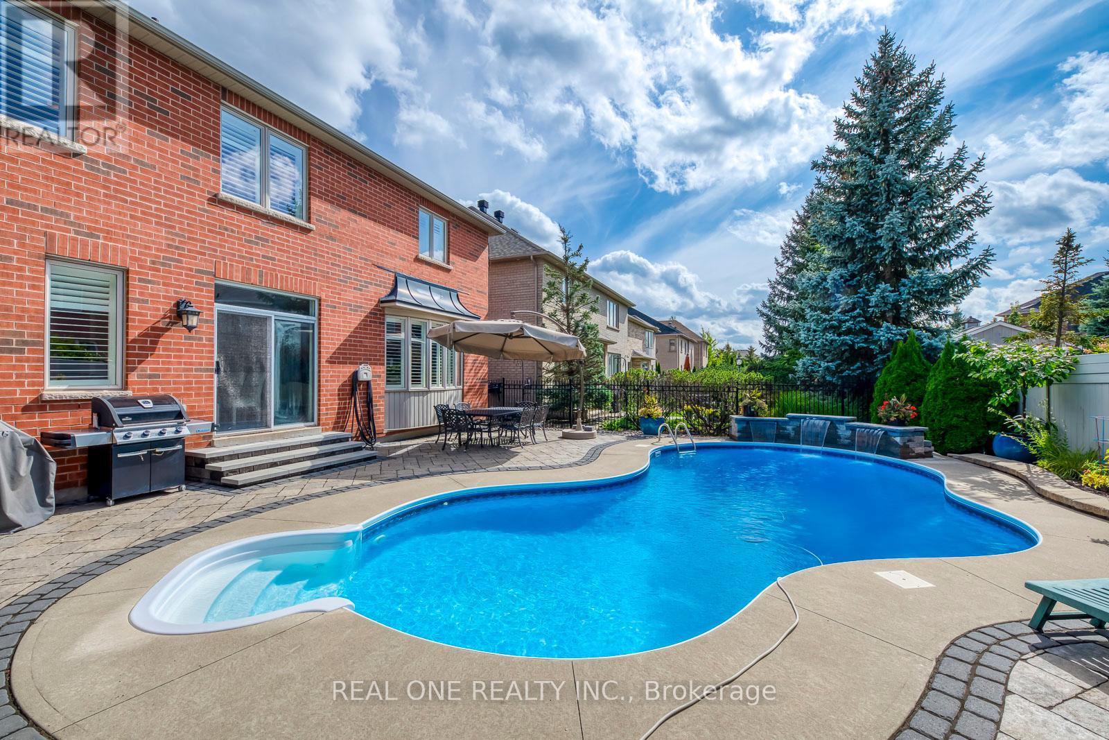 1507 Arrowhead Road, Oakville, Ontario  L6H 7V6 - Photo 49 - W12387704