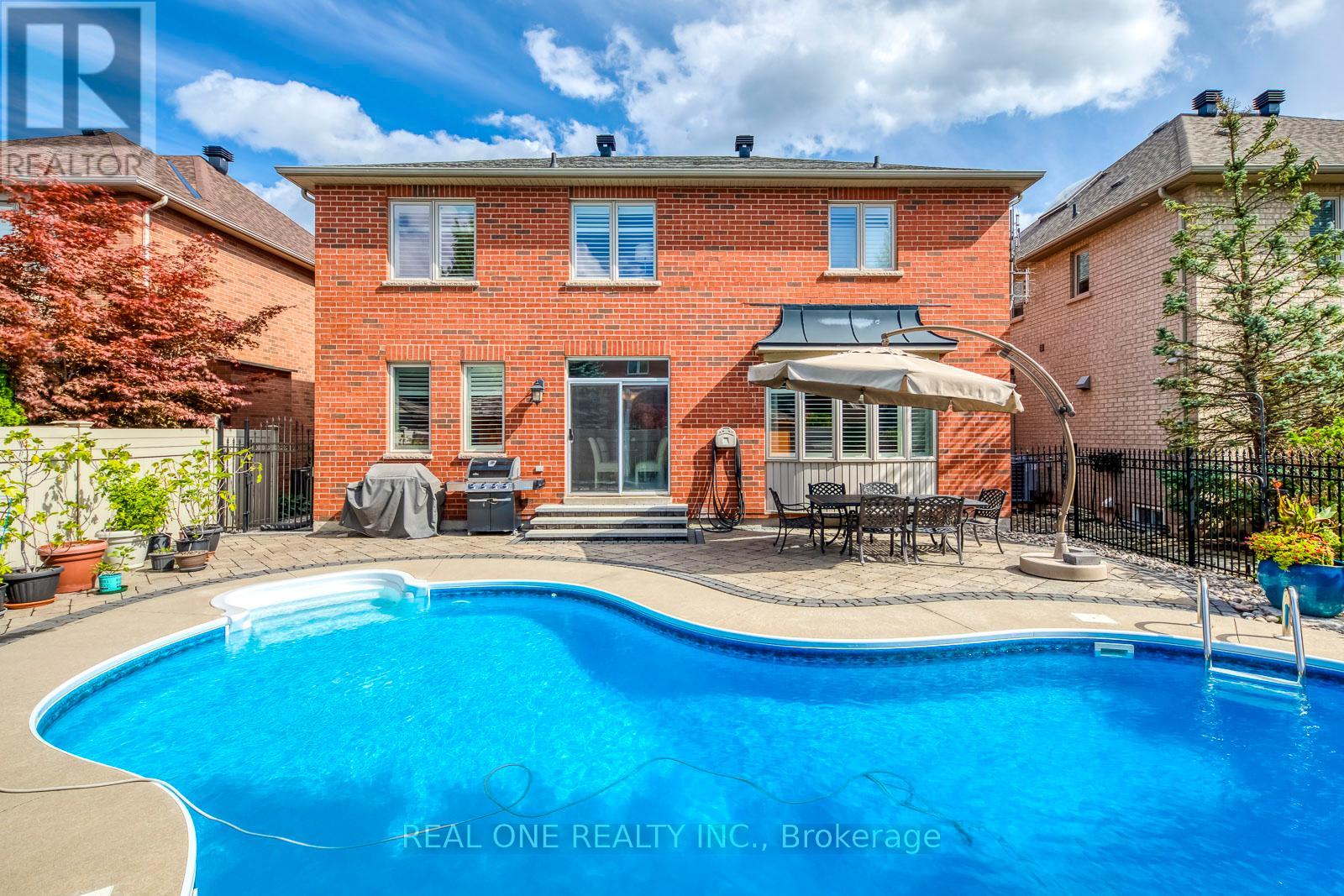 1507 Arrowhead Road, Oakville, Ontario  L6H 7V6 - Photo 50 - W12387704
