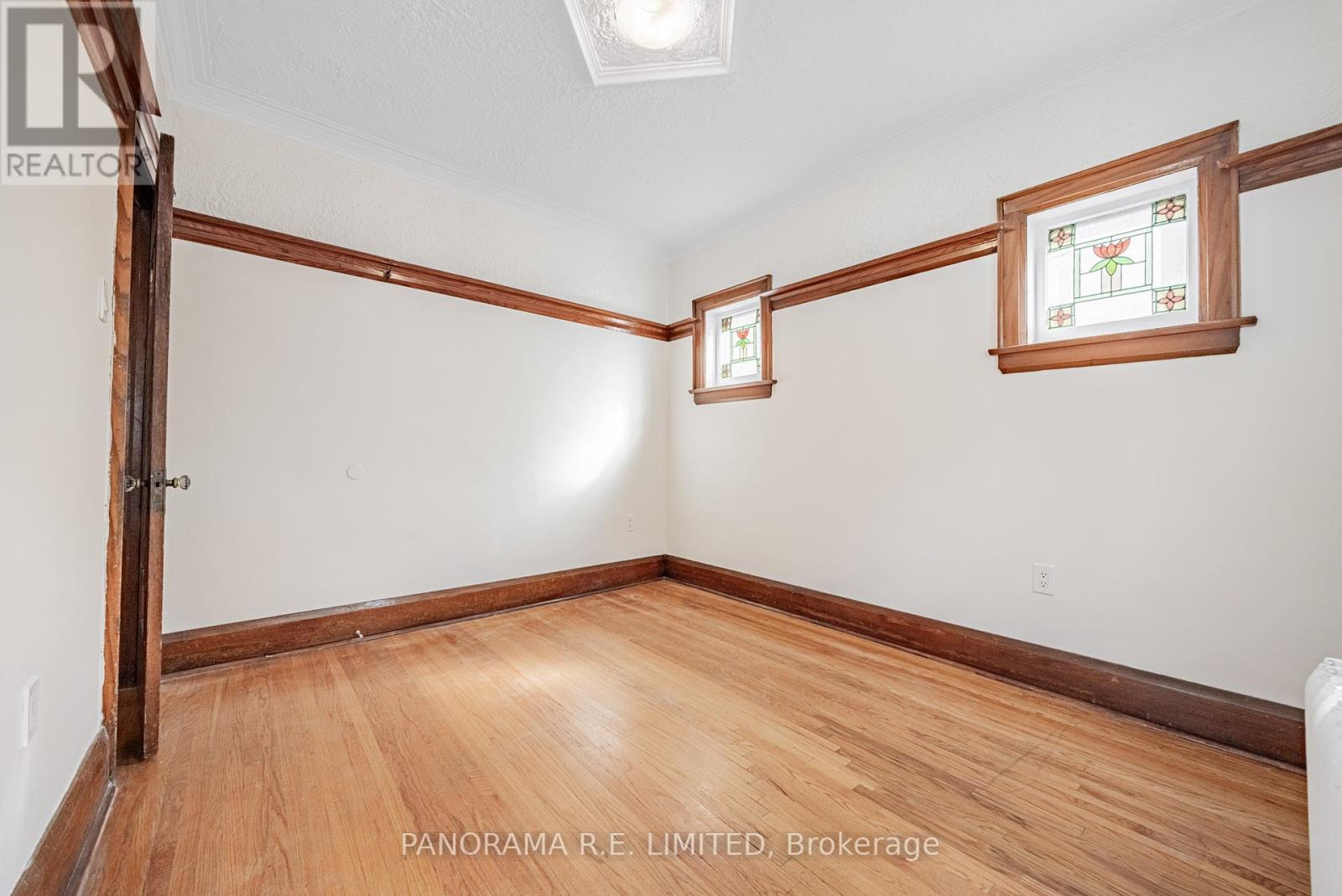 134 Rockwell Avenue, Toronto, Ontario  M6N 1P2 - Photo 7 - W12387708