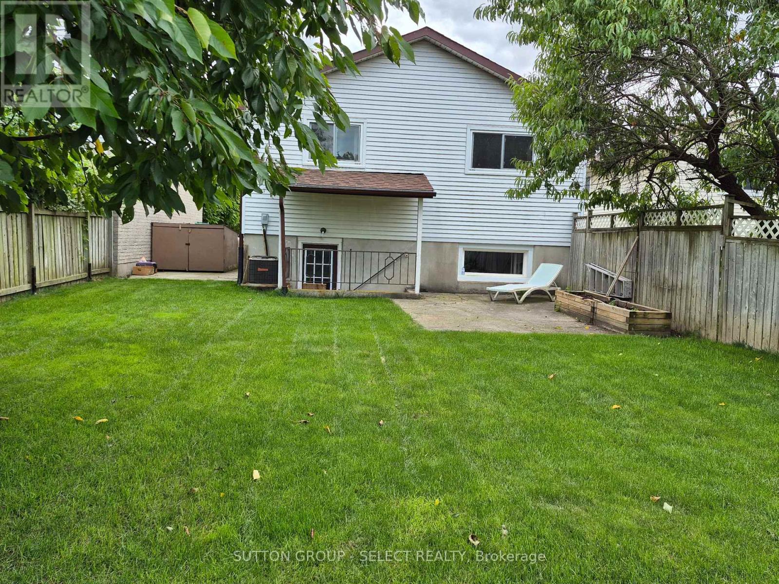 Photo 14 of 14 for 74 Bloomsbury Court