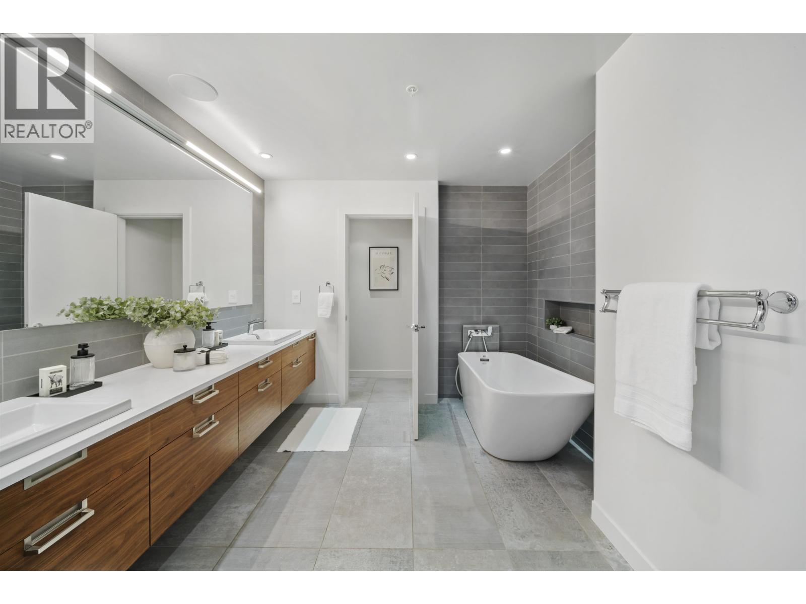 512 105 W 2nd Street, North Vancouver, British Columbia  V7M 0E3 - Photo 25 - R3039963