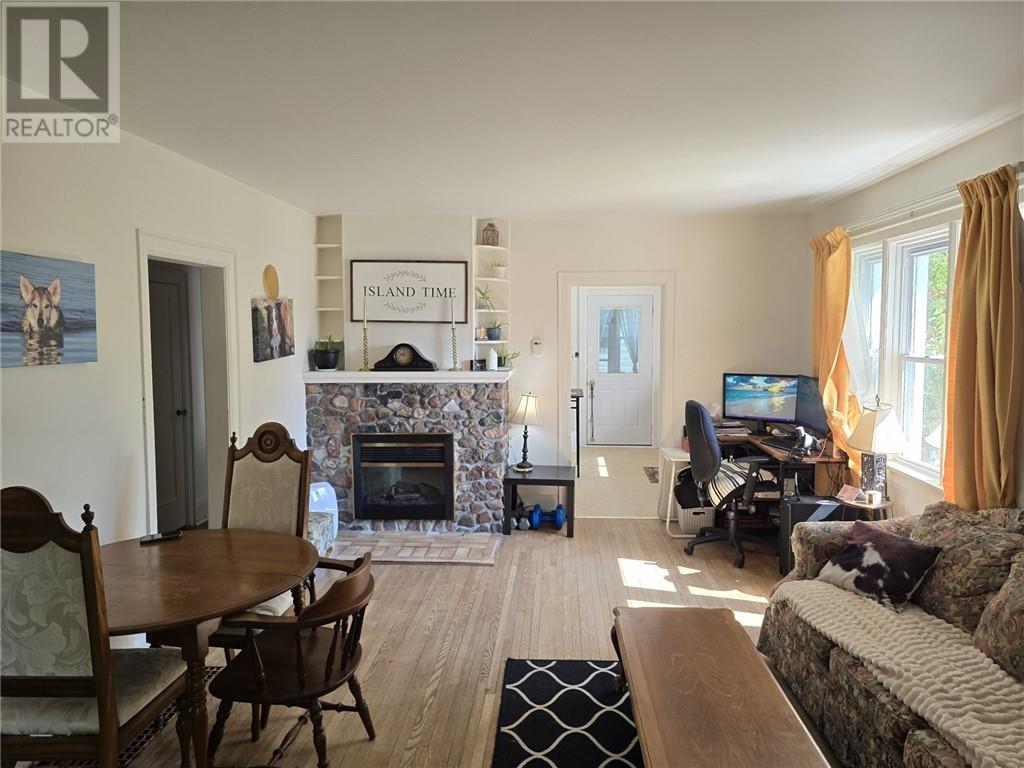 7 Laird St, Gore Bay, Ontario  P0P 1H0 - Photo 11 - 2122774
