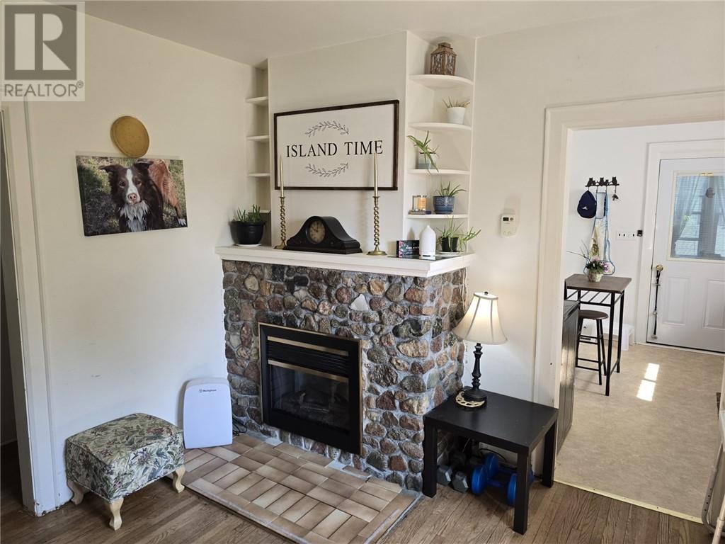 7 Laird St, Gore Bay, Ontario  P0P 1H0 - Photo 6 - 2122774